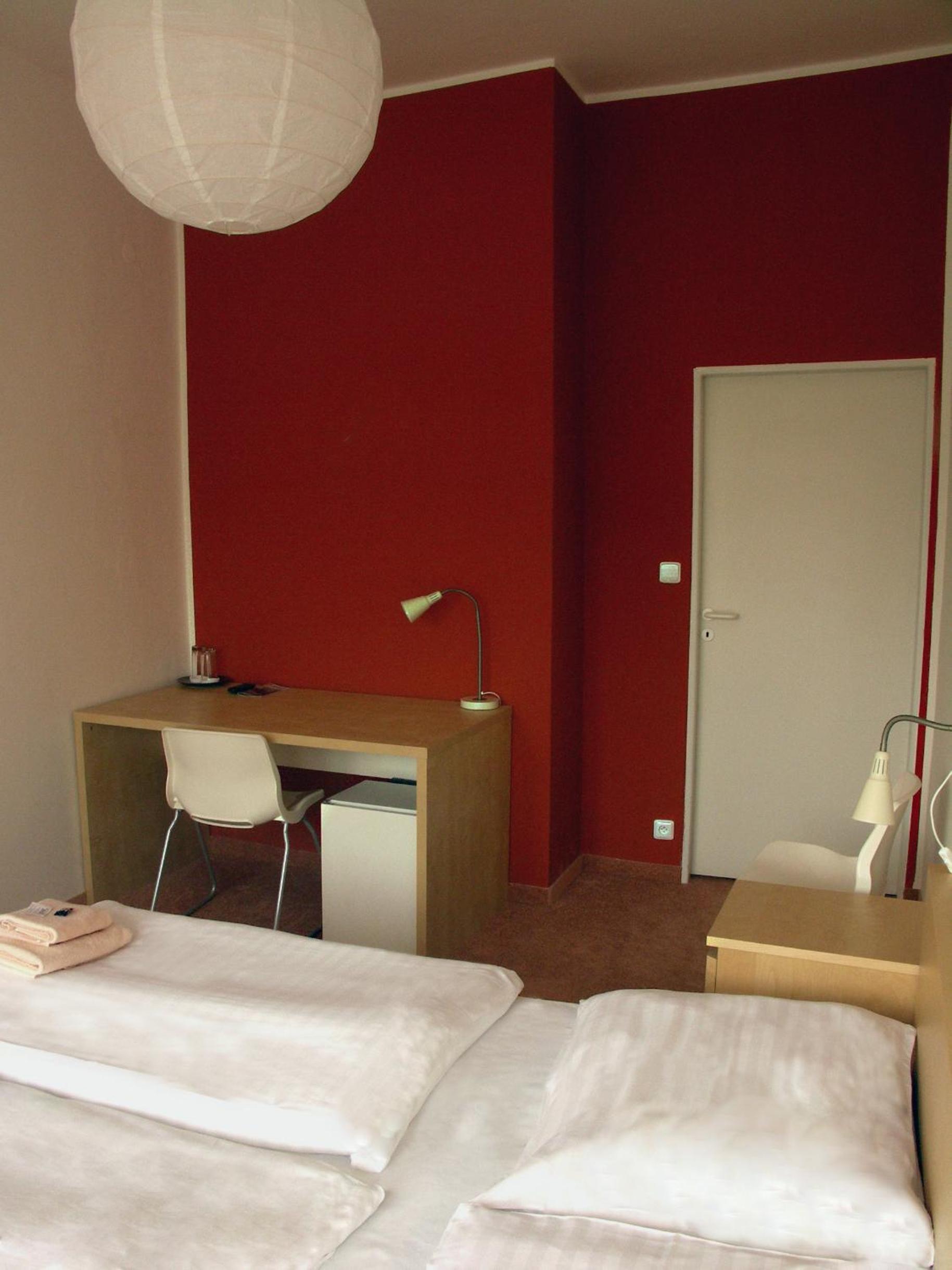 Double or Twin Room - Photo 17