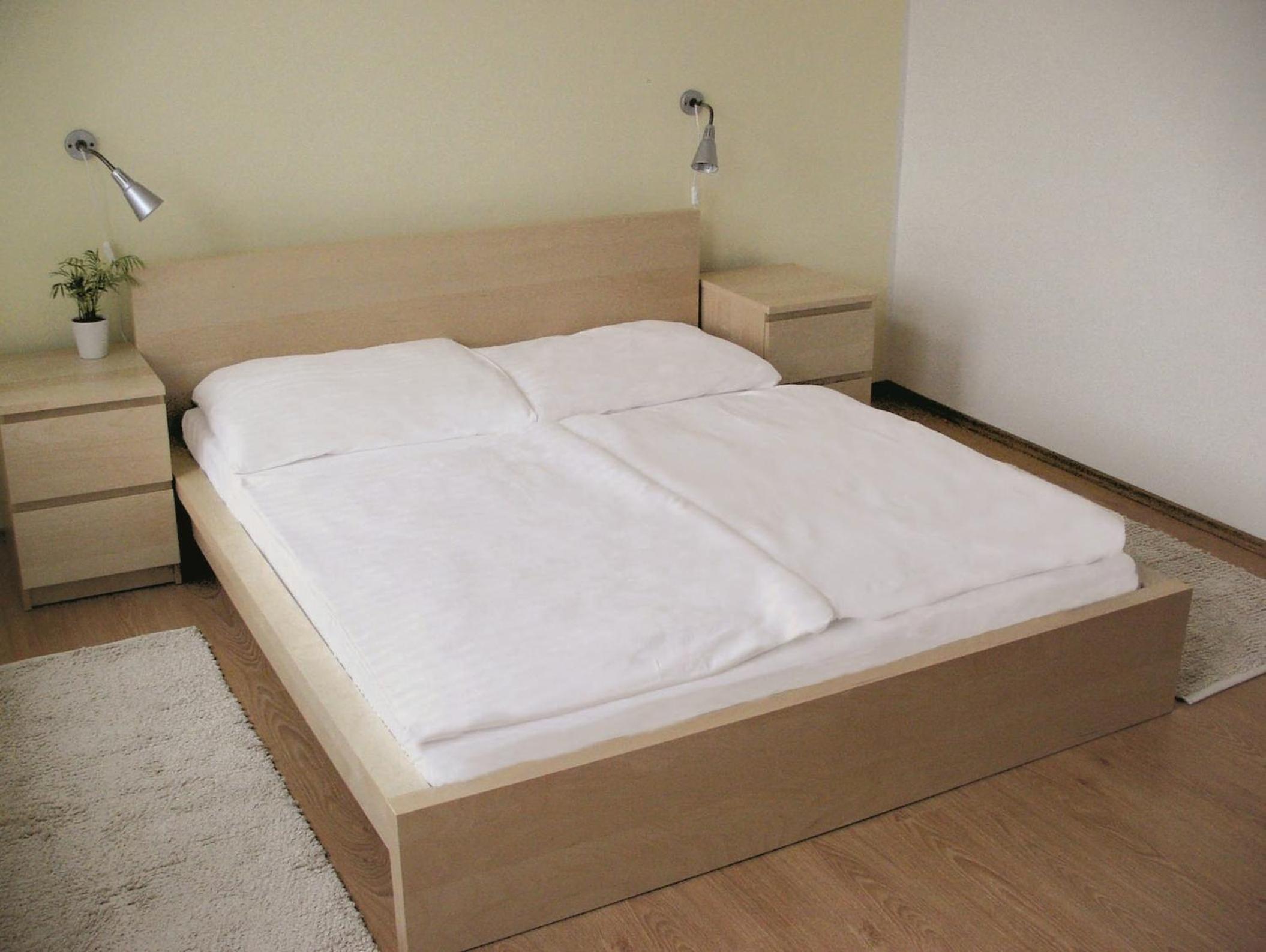 Double or Twin Room - Photo 9