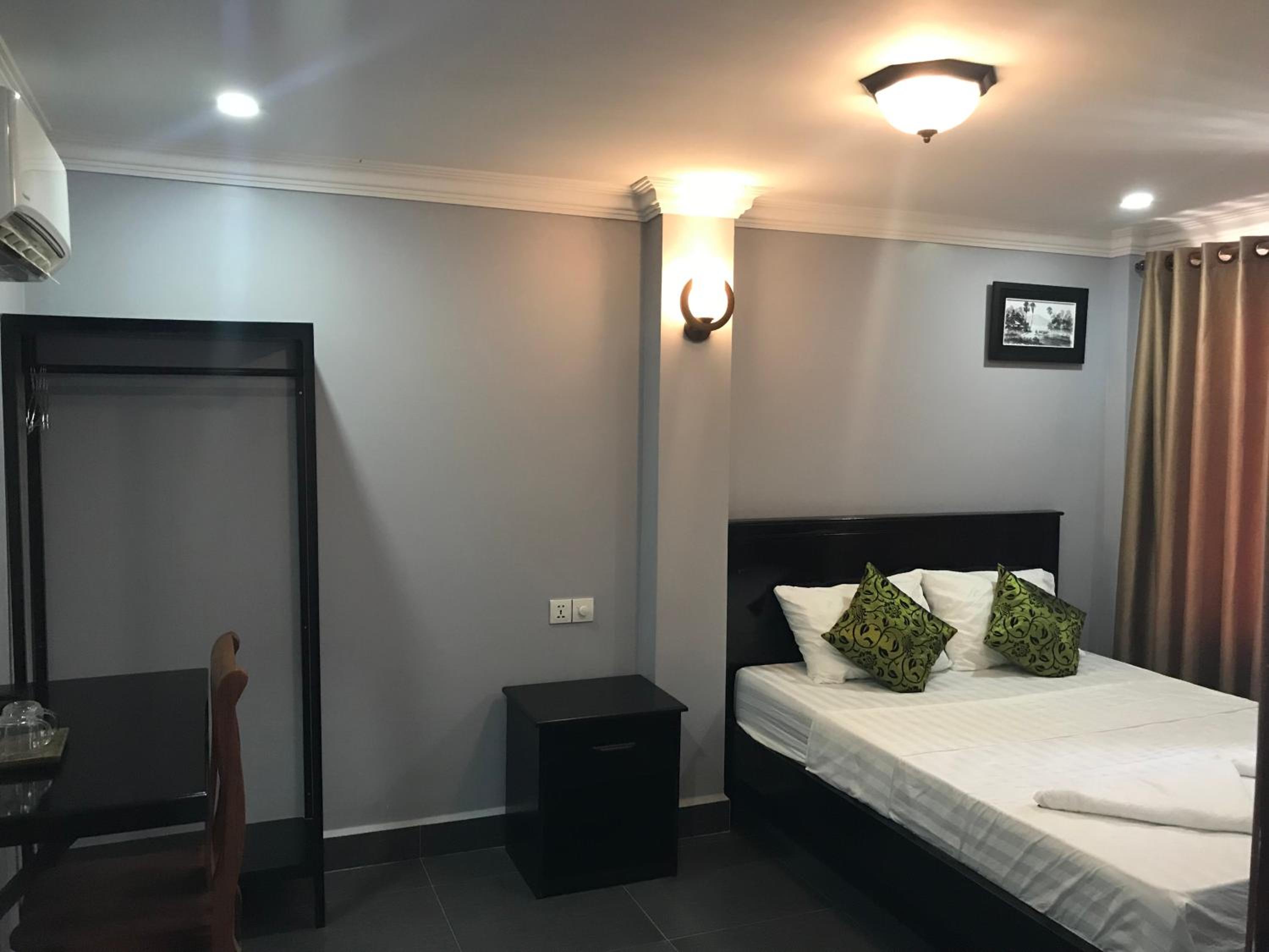 Standard Double Room - Photo 4