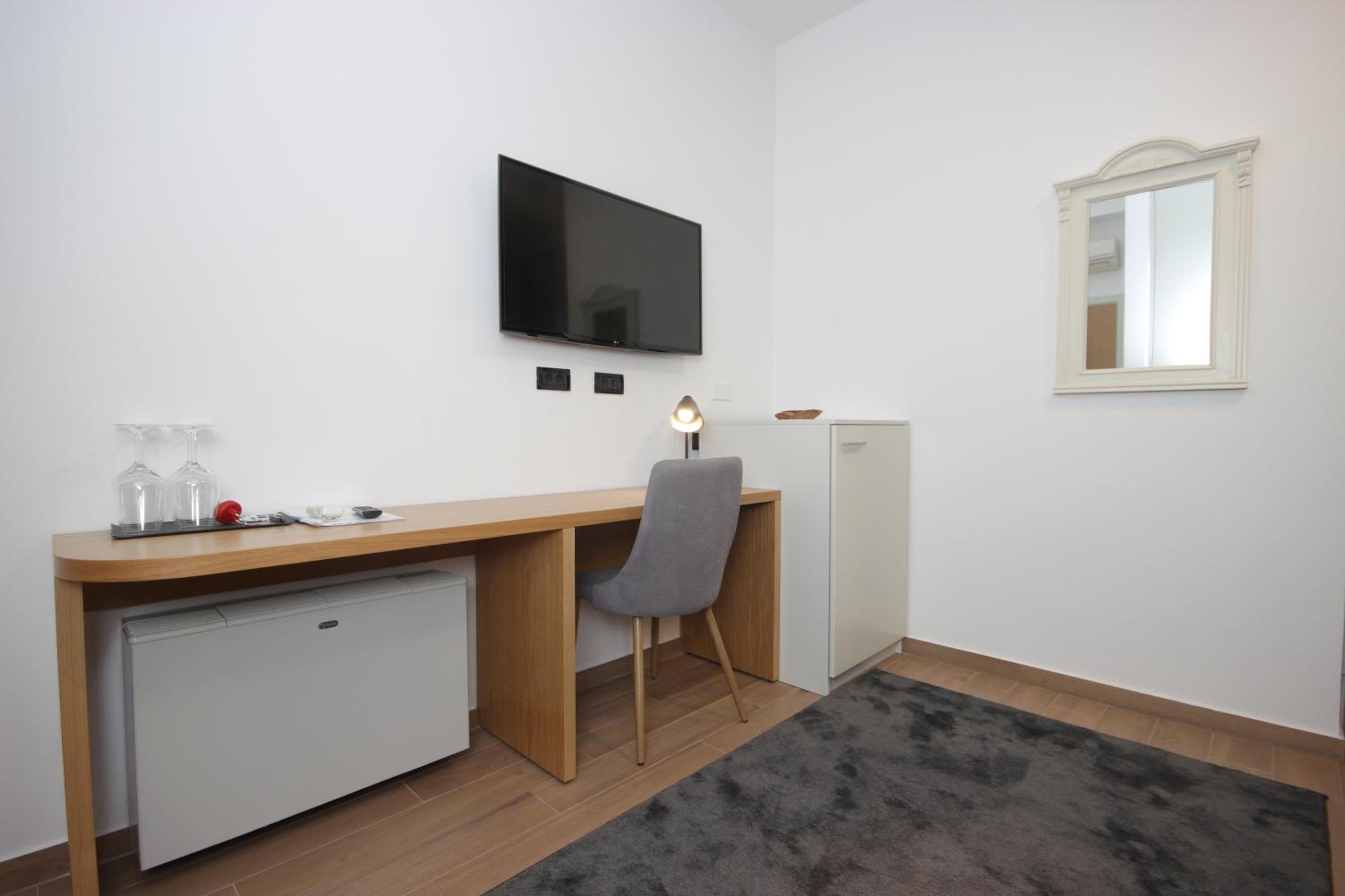 Double Room photo 3
