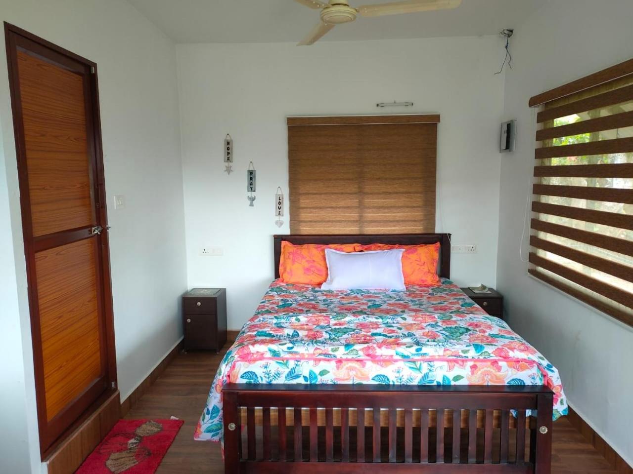 Double Room - Photo 5