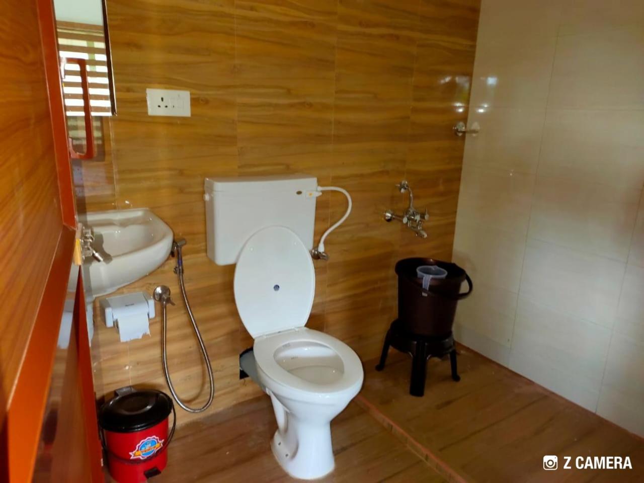 Double Room - Photo 2
