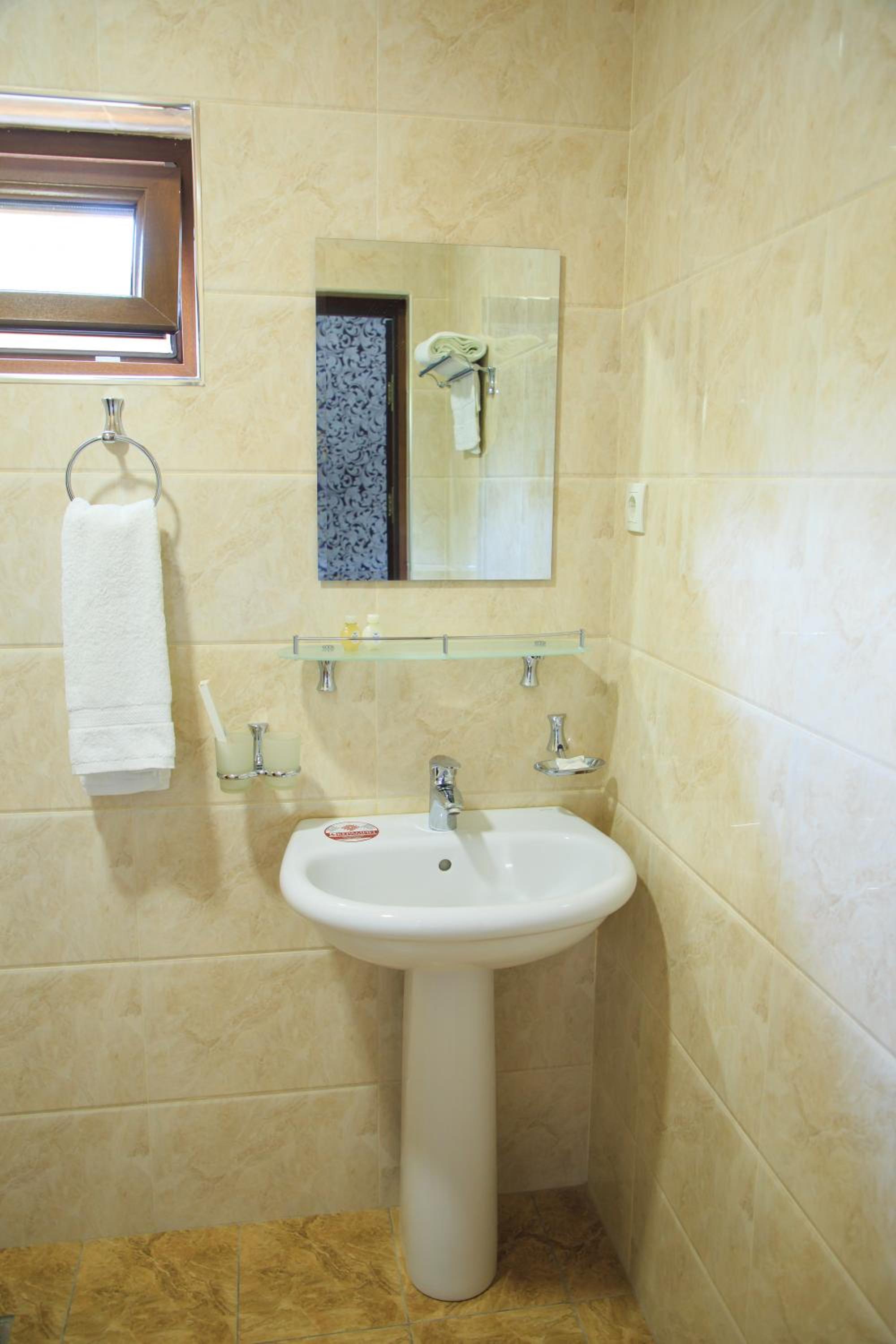 Deluxe Twin Room - Photo 5