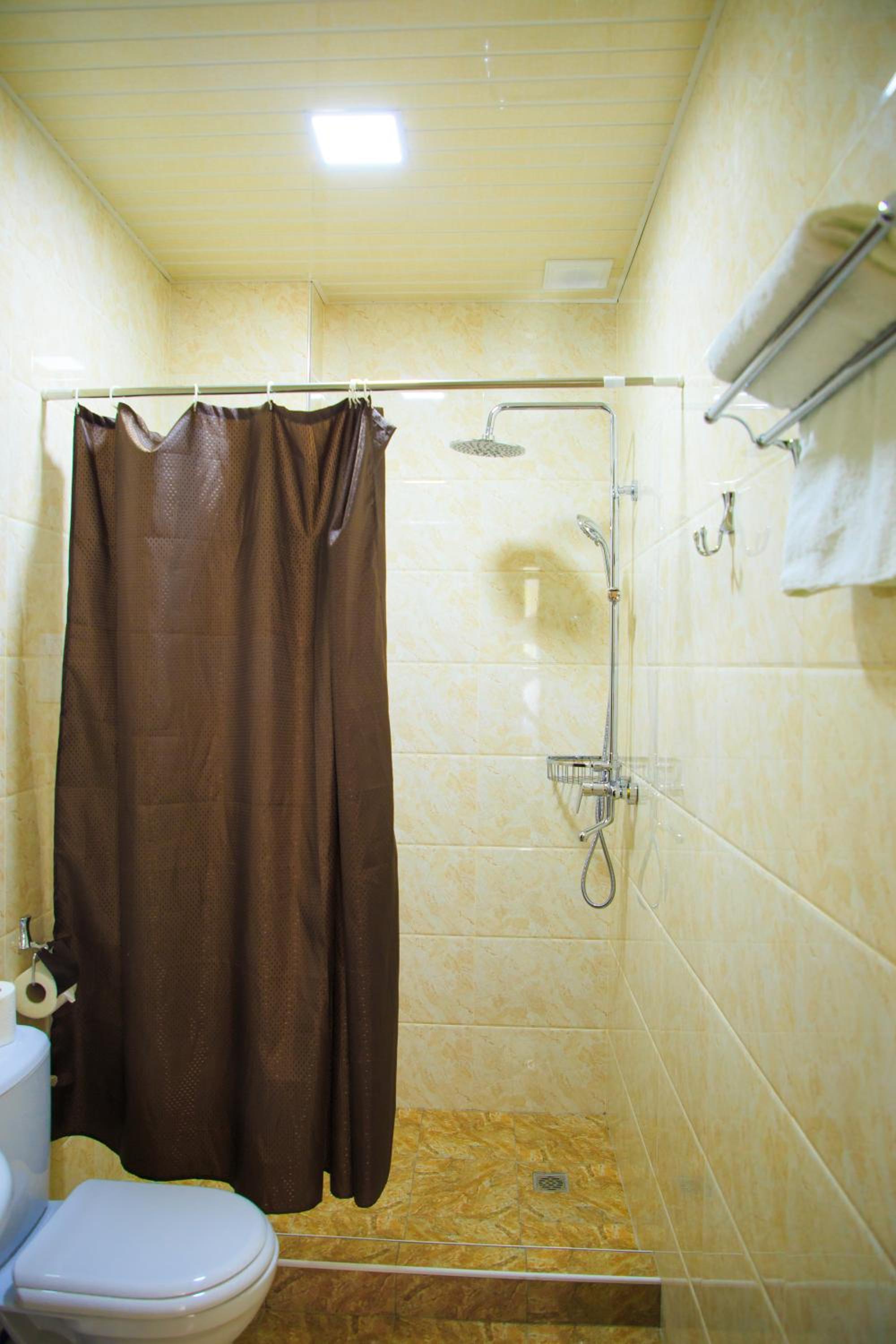 Deluxe Twin Room - Photo 2