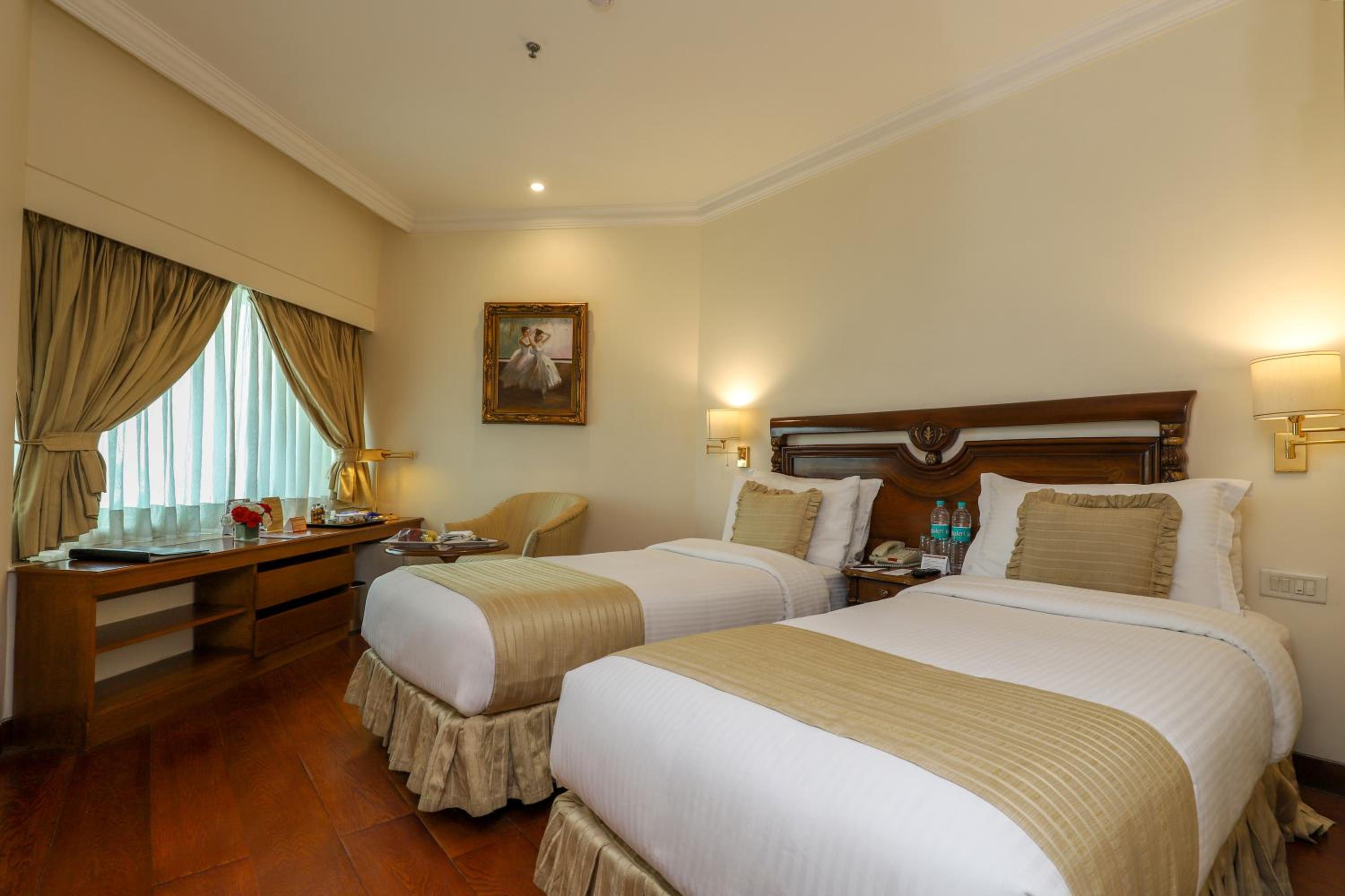 Standard Twin Room - 15% Discount on Food & Soft Beverages