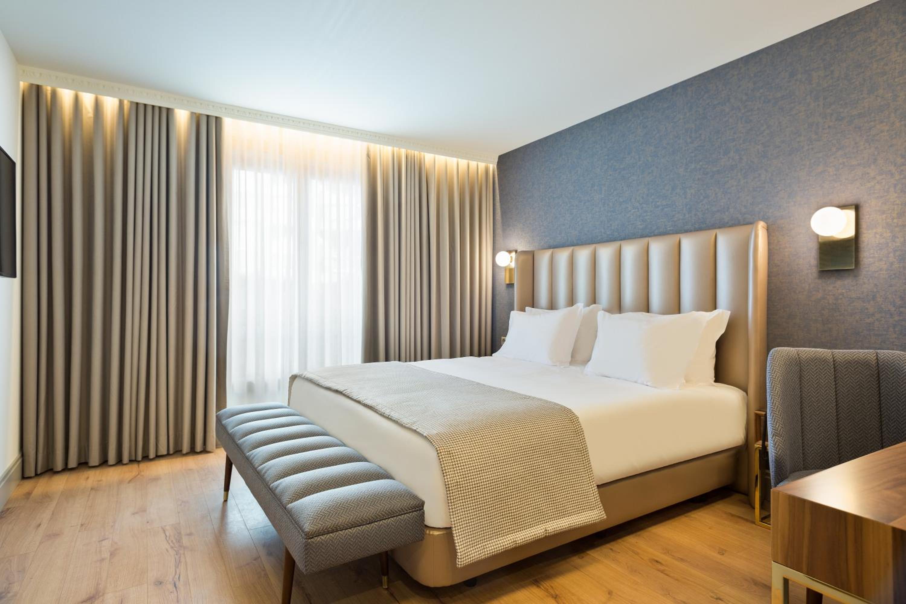 Superior Double Room - Photo 3