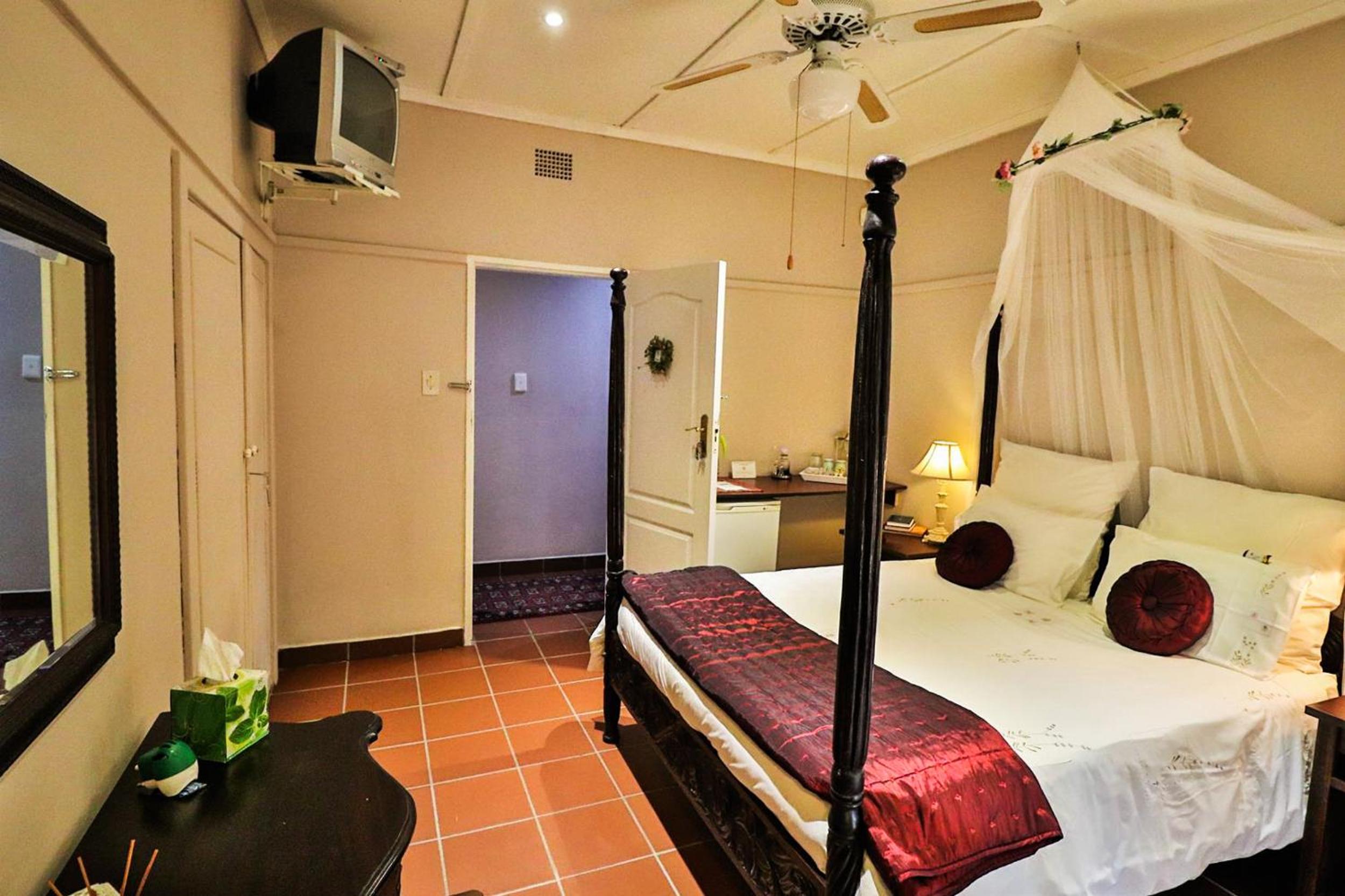 Deluxe Double Room photo 3