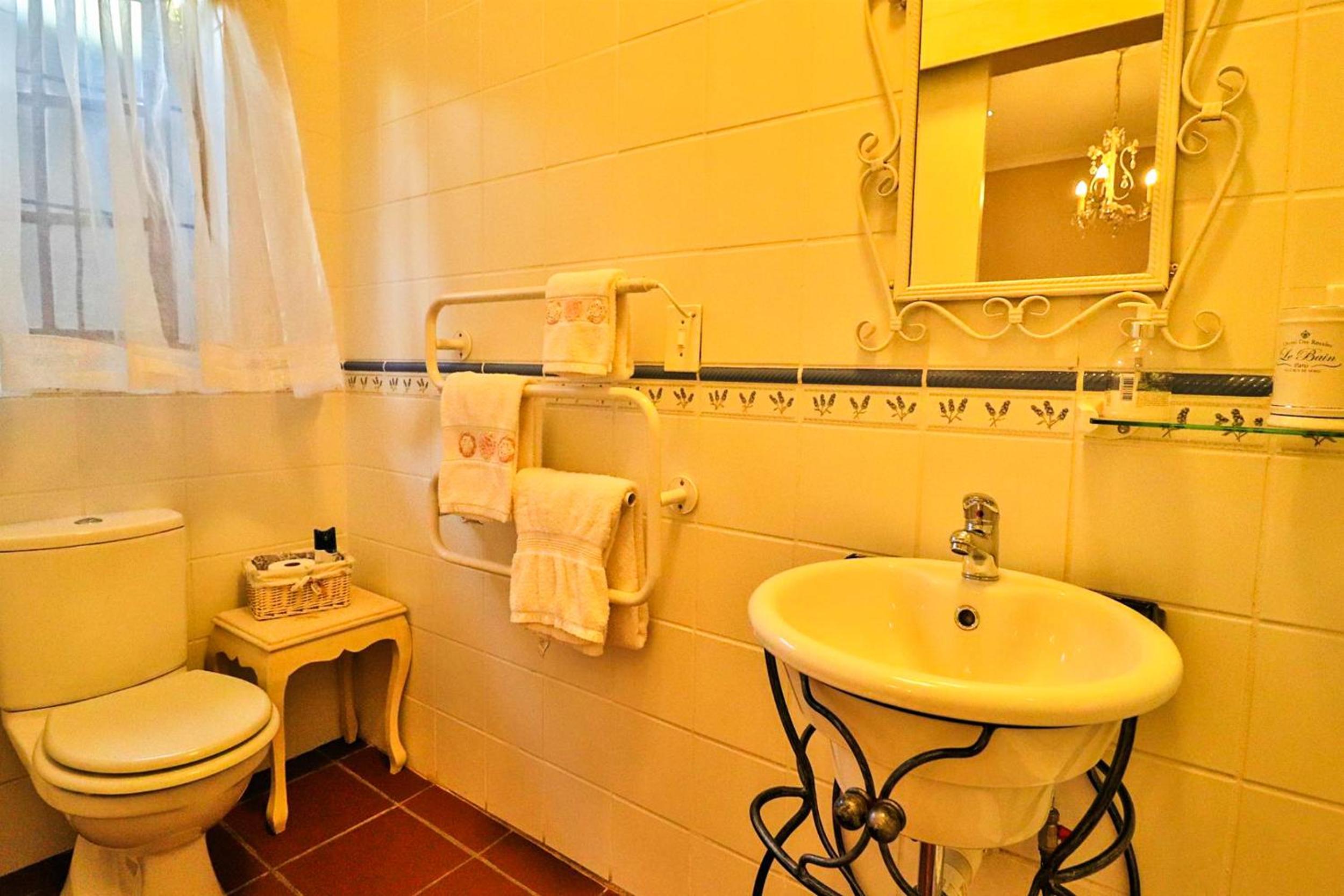 Deluxe Double Room photo 3