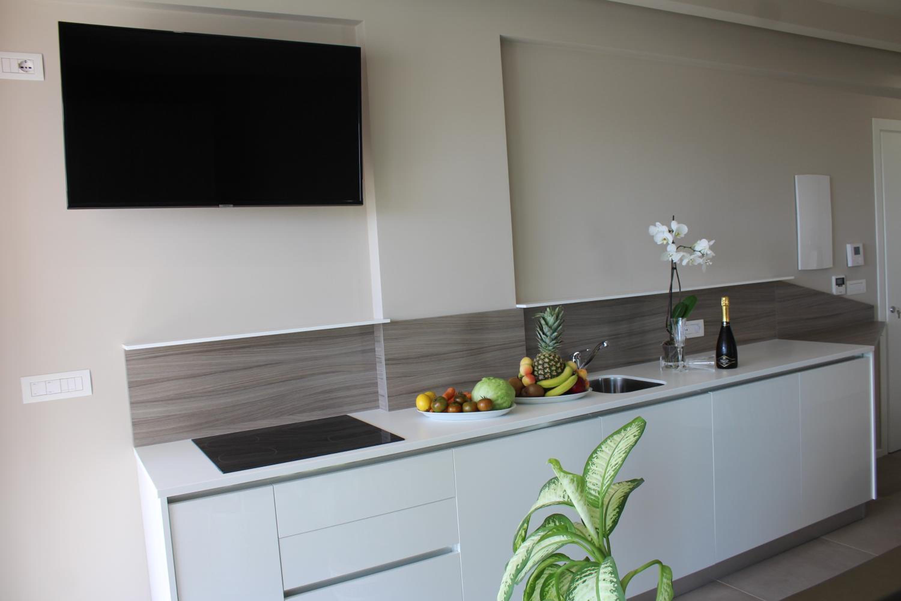 Studio Apartment with Sea View (3th Floor) - Photo 21
