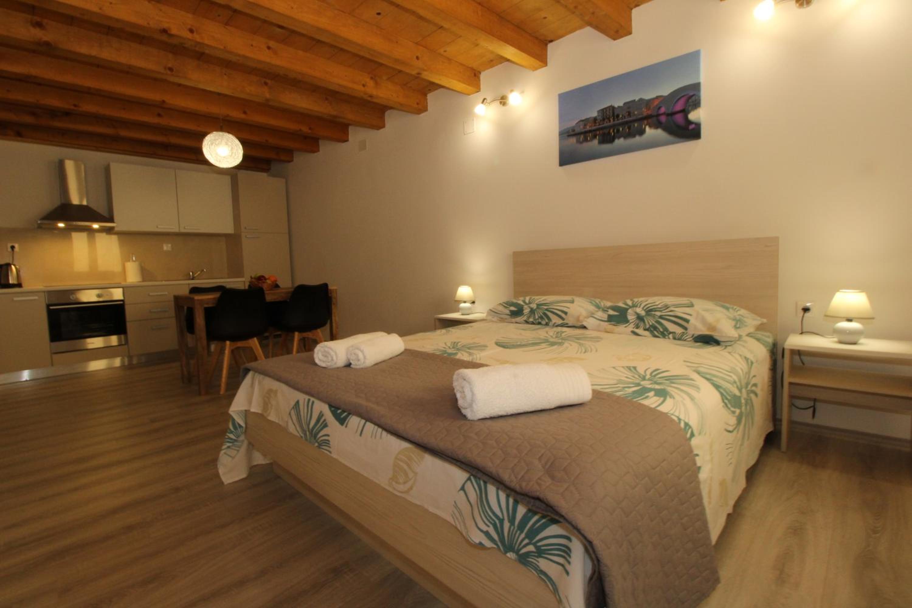 Studio Apartment