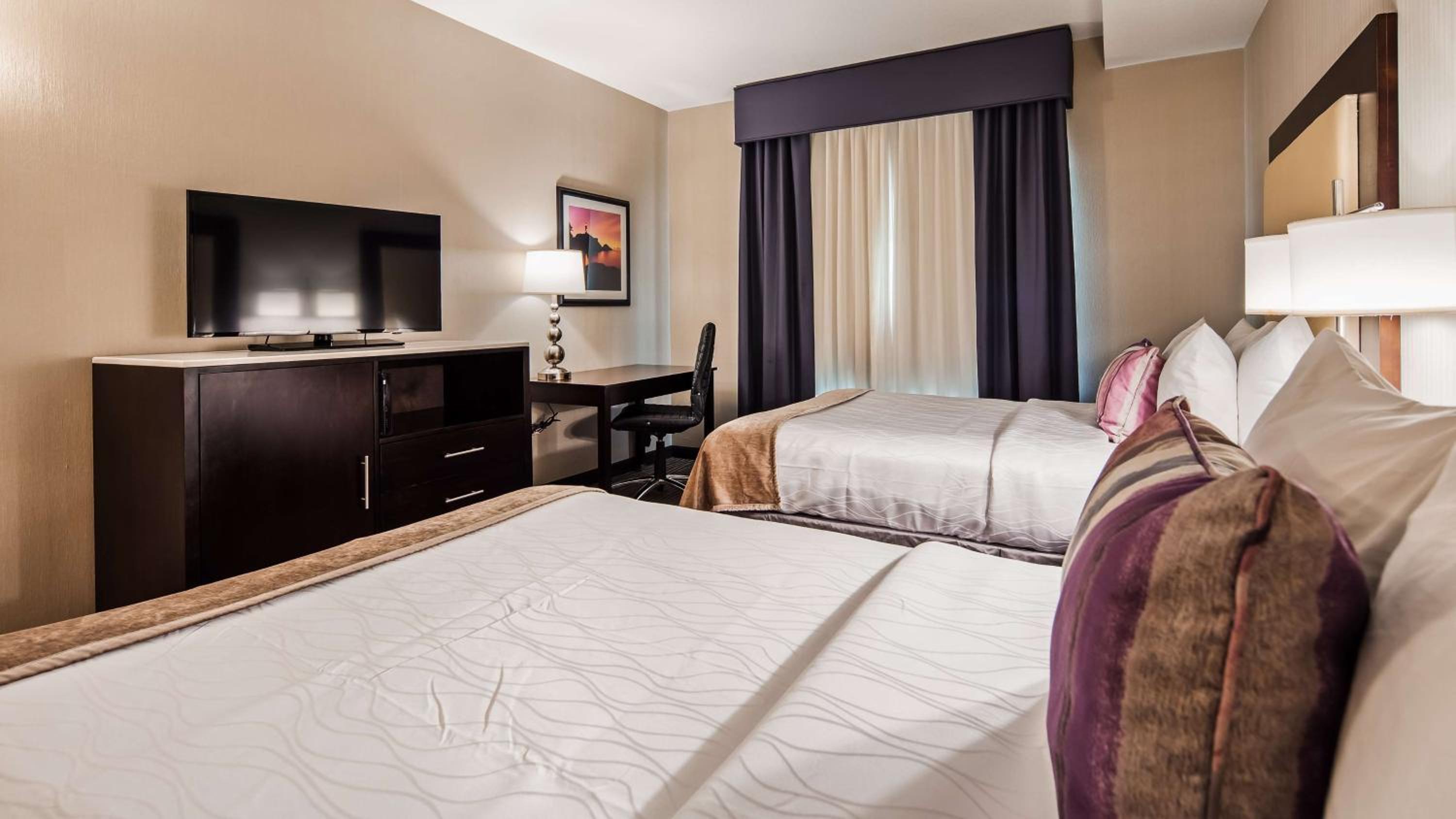 Double Room with Two Double Beds - Non-Smoking - Photo 7