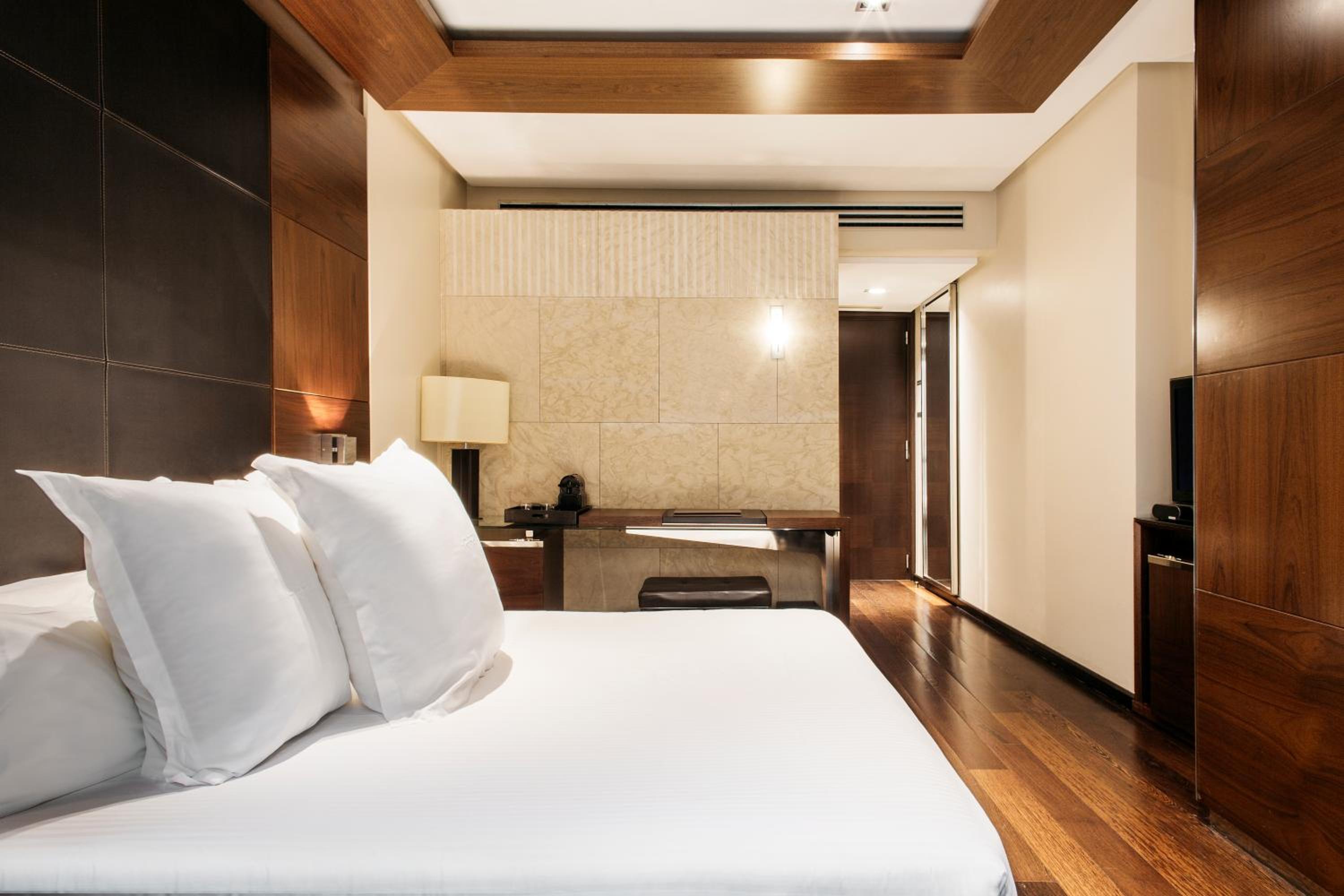 Superior Double or Twin Room (1-2 Adults) - Photo 7