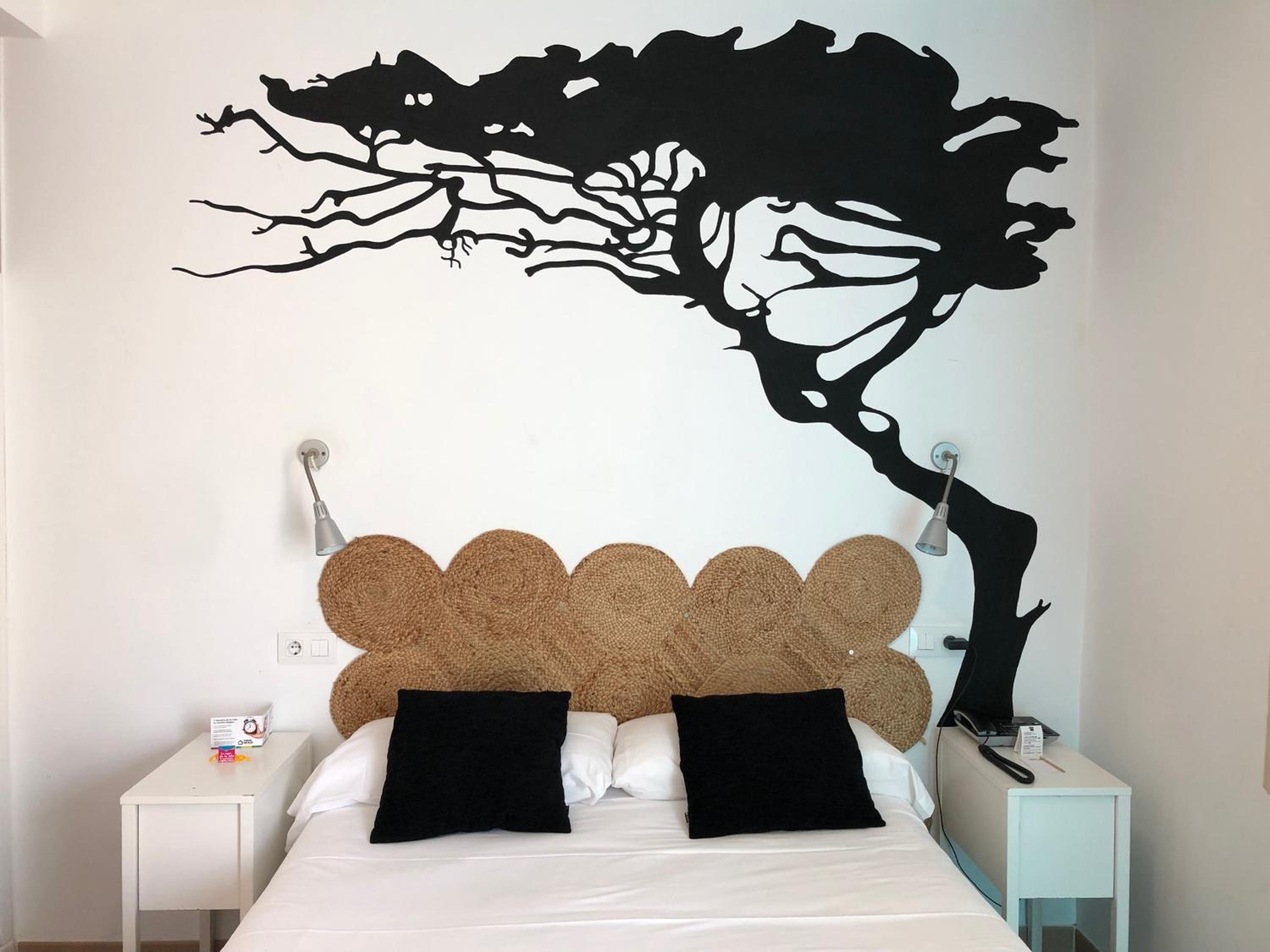 Economy Double Room photo 2