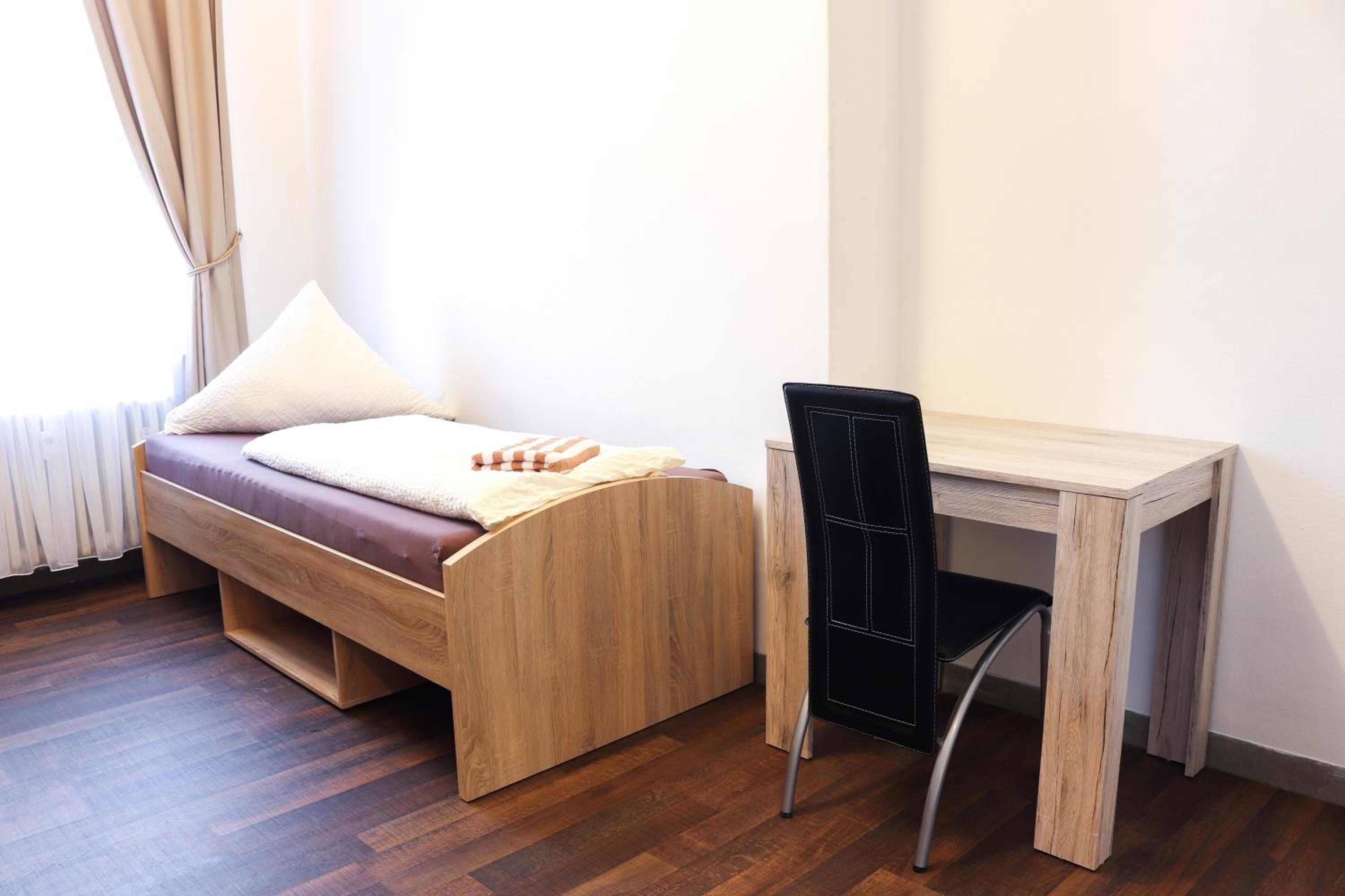 Triple Room with Shared Bathroom photo 2
