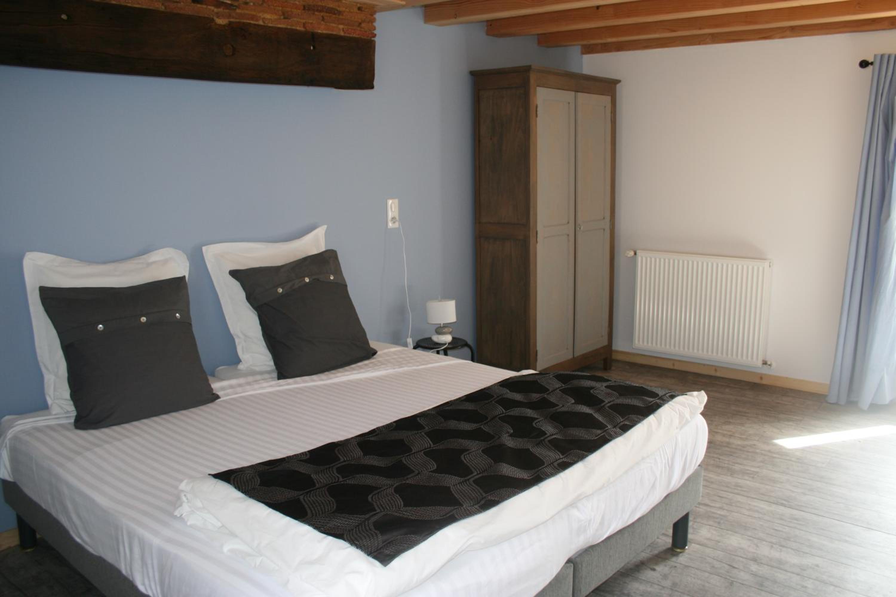 Twin Room - Photo 30