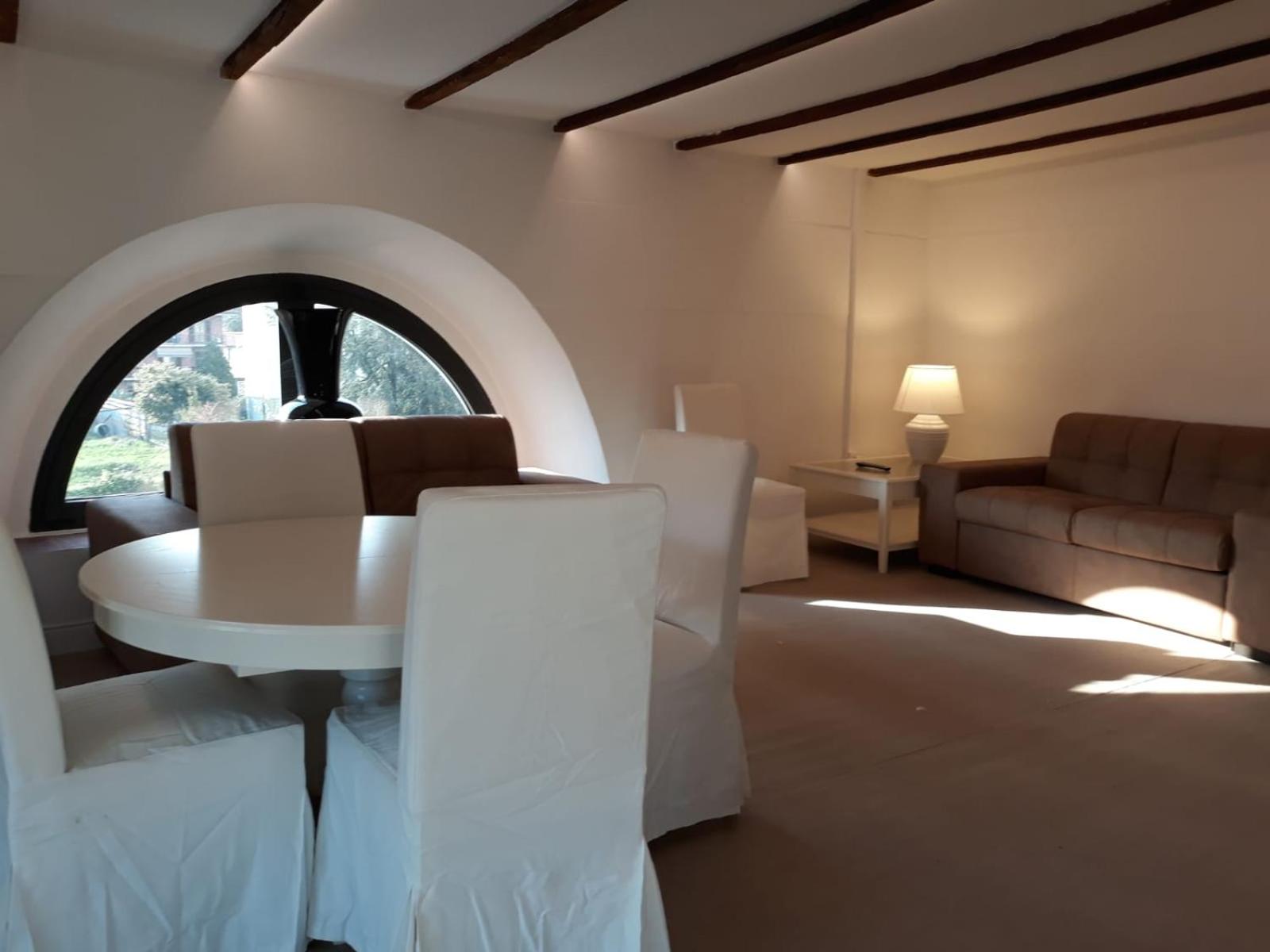 Penthouse Apartment - Photo 7
