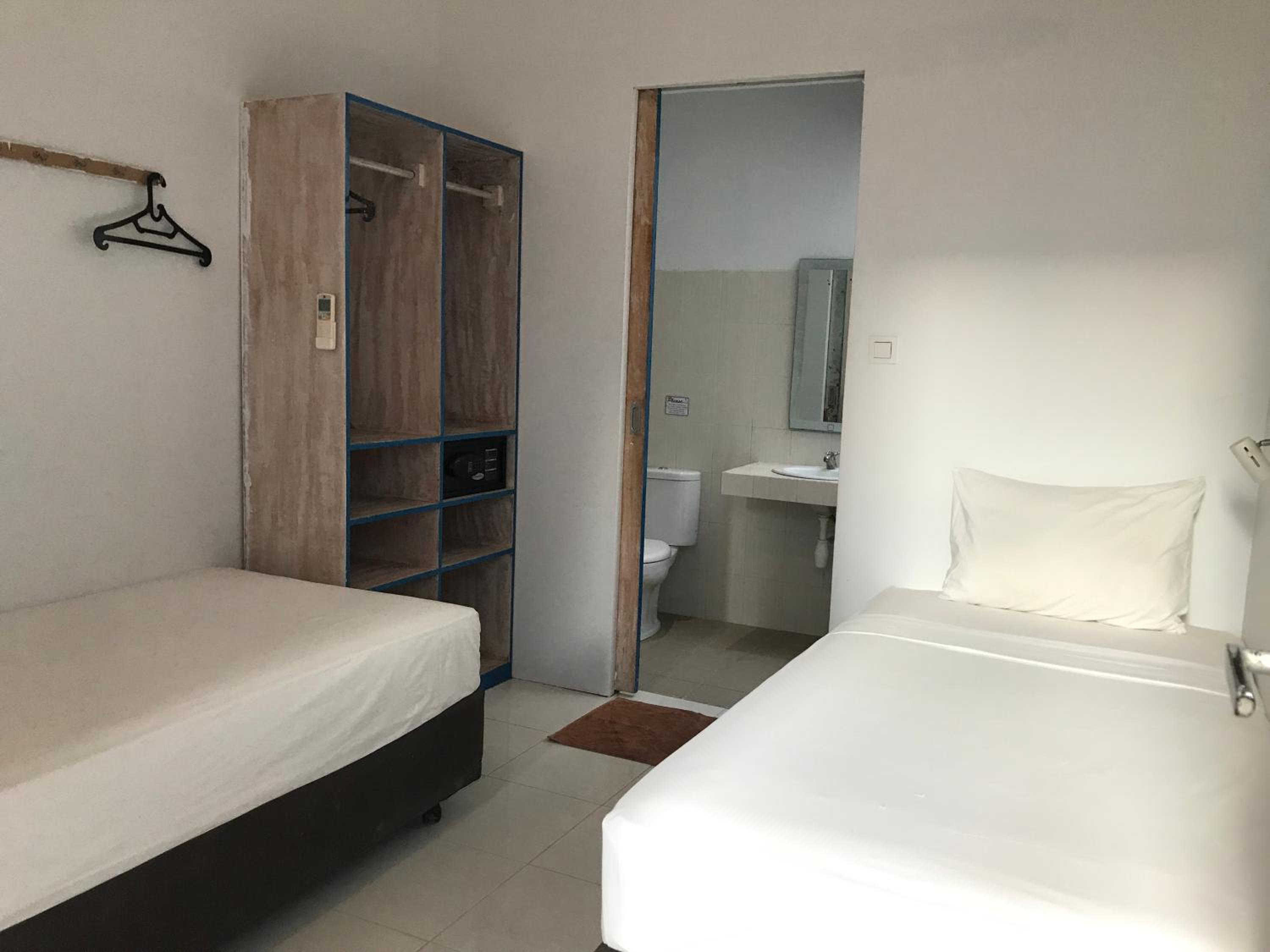 Standard Twin Room photo 1
