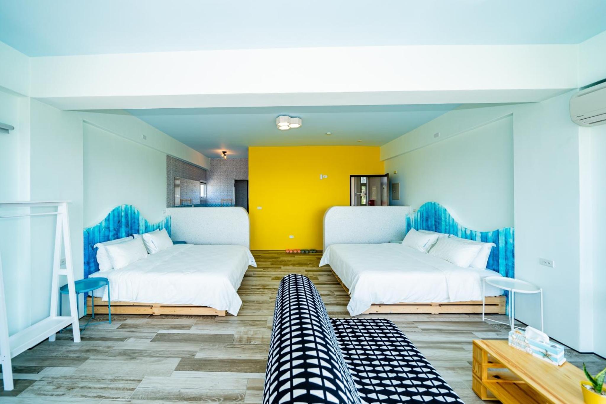 Quadruple Room with Sea View photo 2