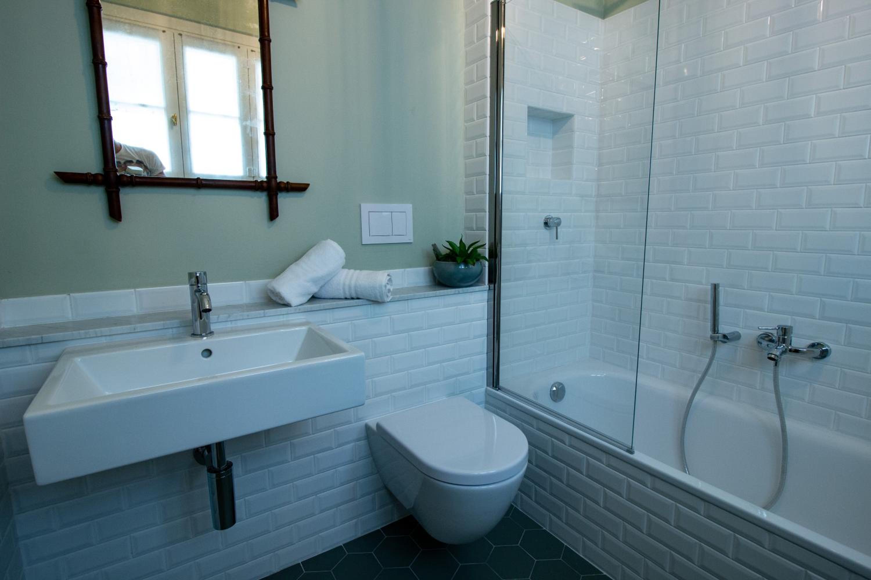 Two-Bedroom Suite - interconnecting rooms - Photo 2