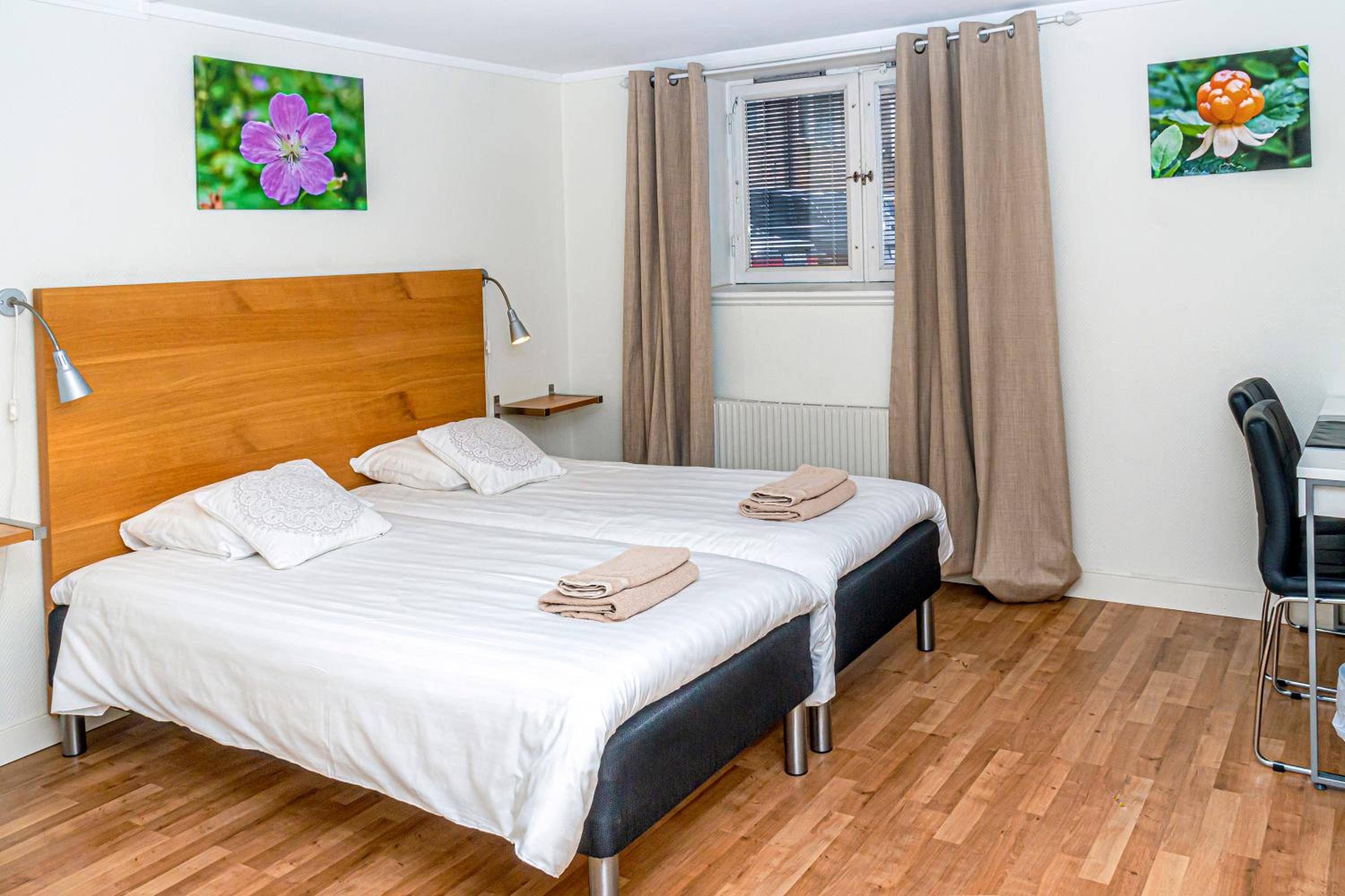 Double Room - Photo 3