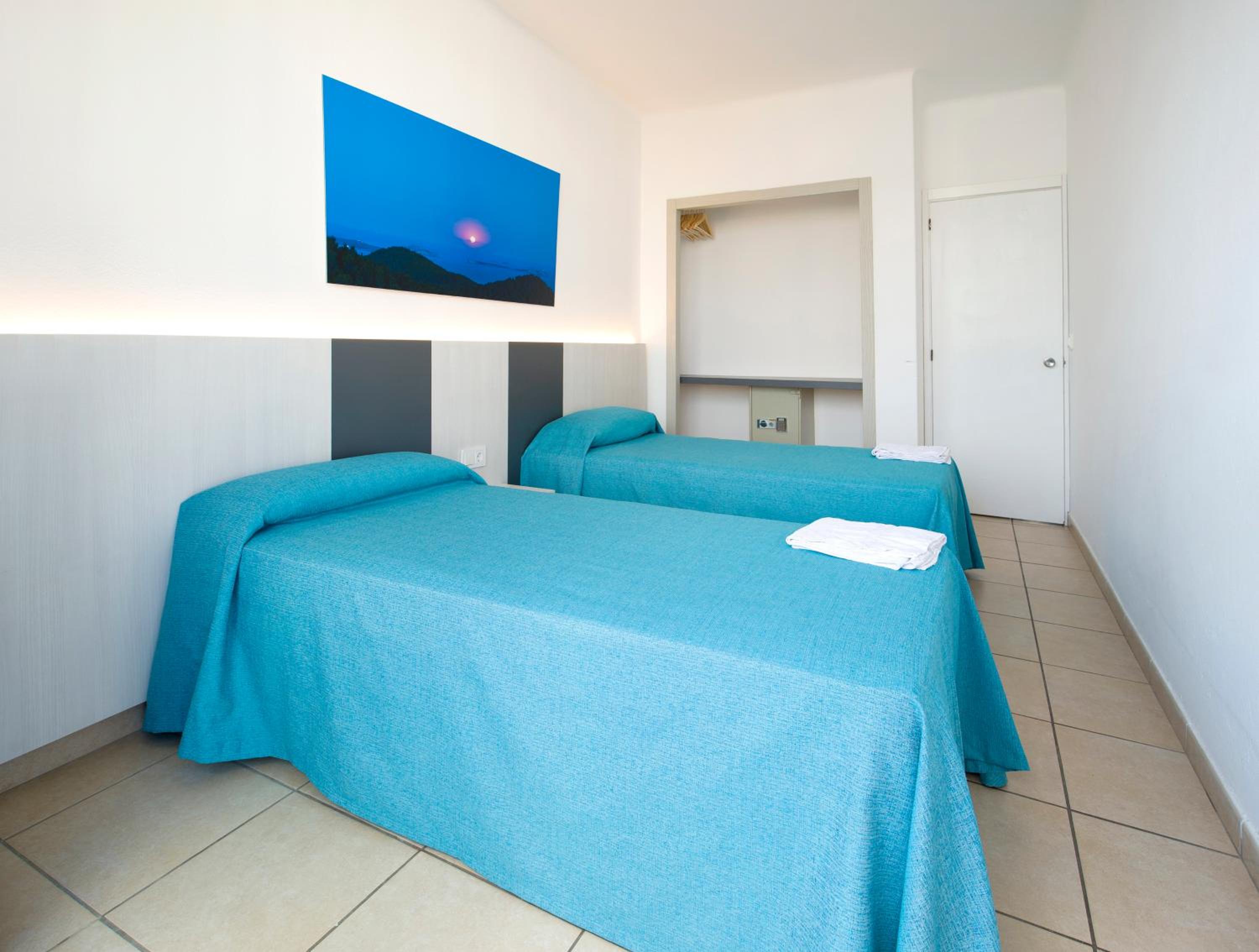 One-Bedroom Apartment - Photo 10