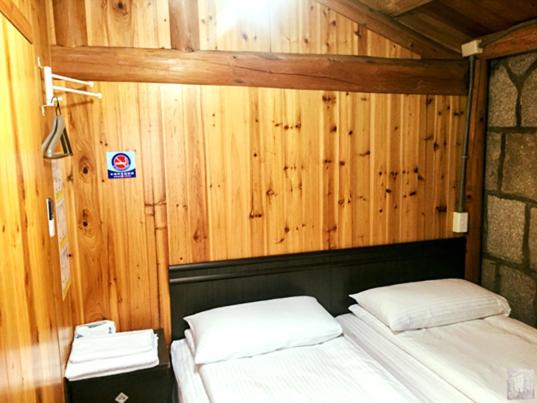 Standard Double Room with Shared Bathroom photo 1