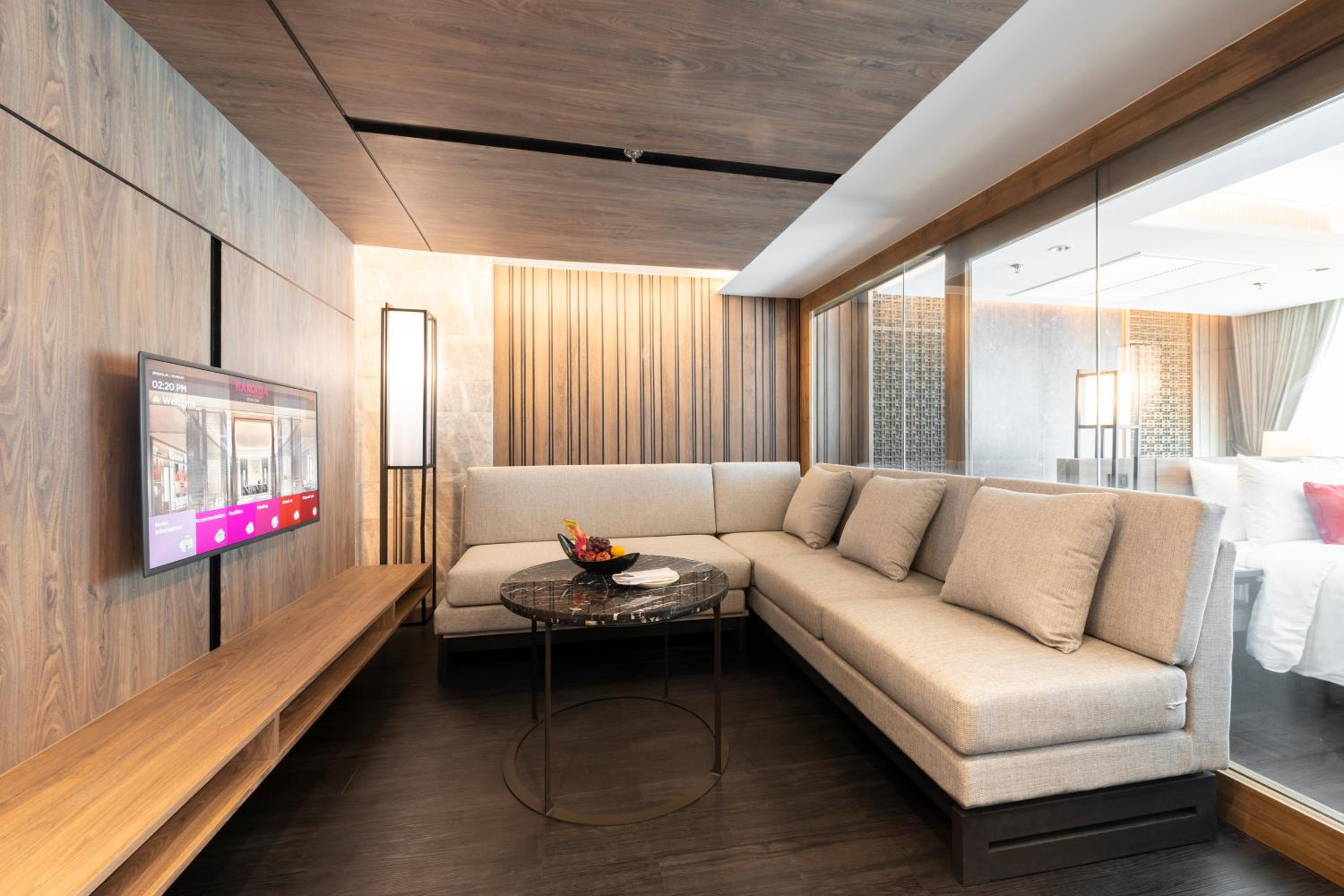 One-Bedroom King Suite - Photo 11
