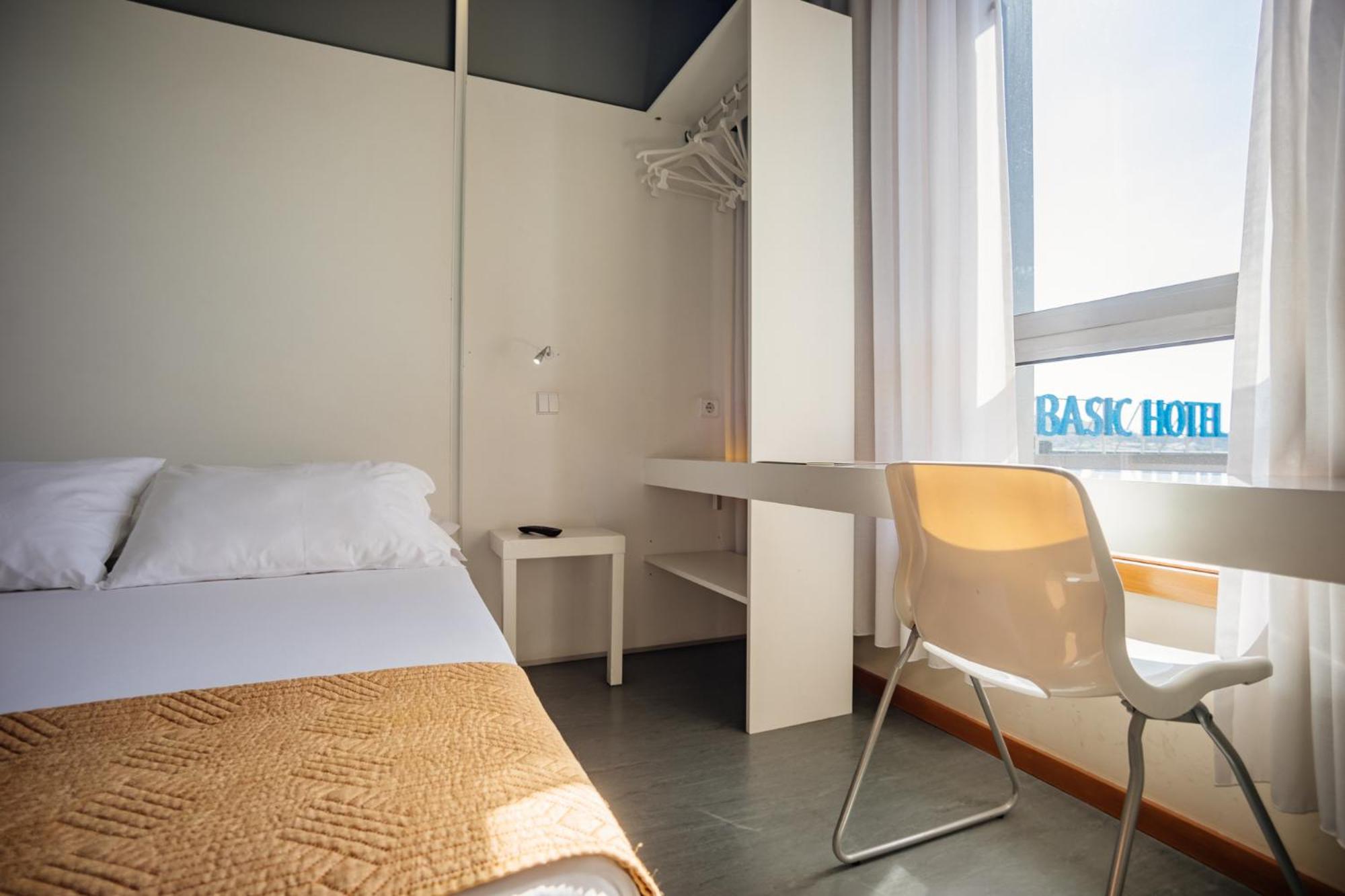 Basic Double Room - Photo 2