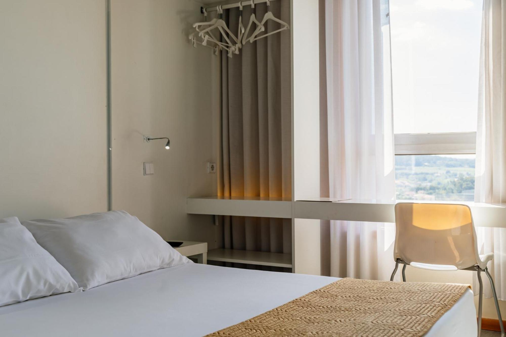 Basic Double Room - Photo 3