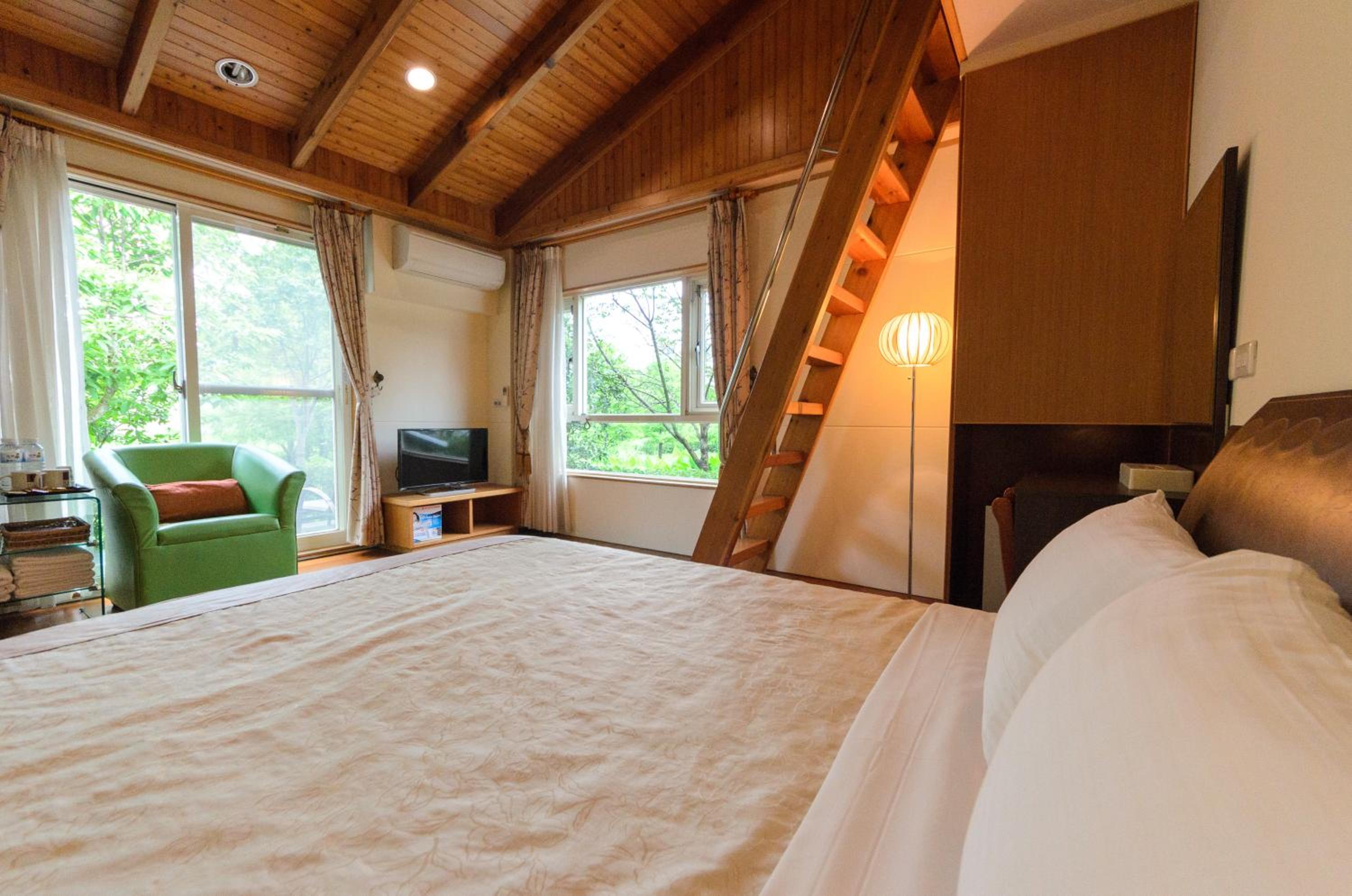 Family Suite with Balcony photo 2