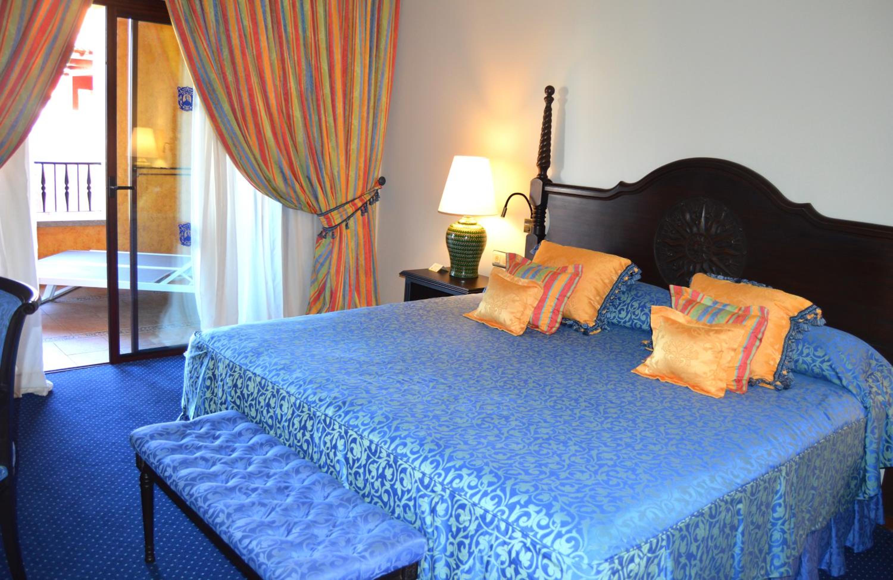 Suite with Sea View (2 Adults)