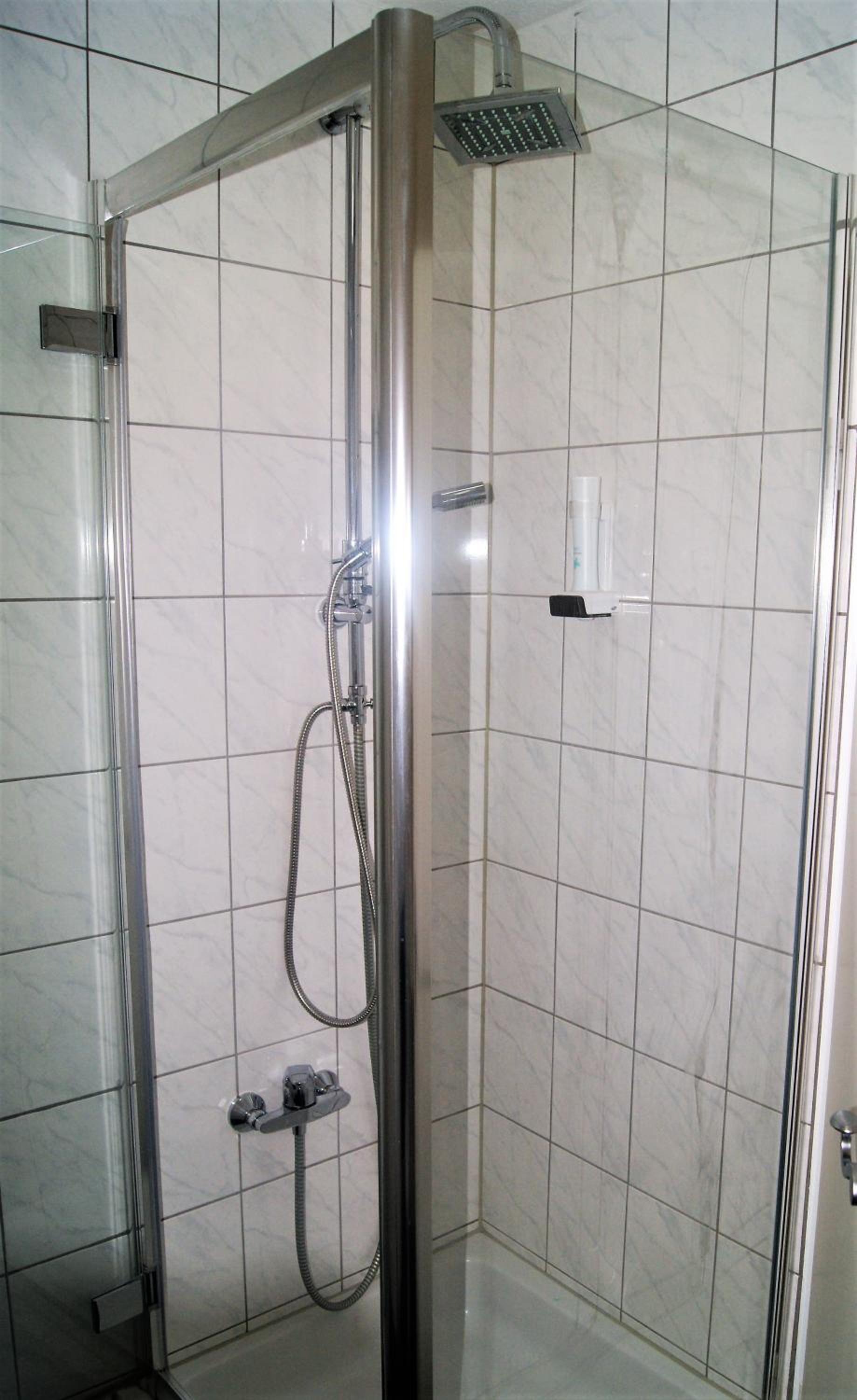 Double Room - Photo 10
