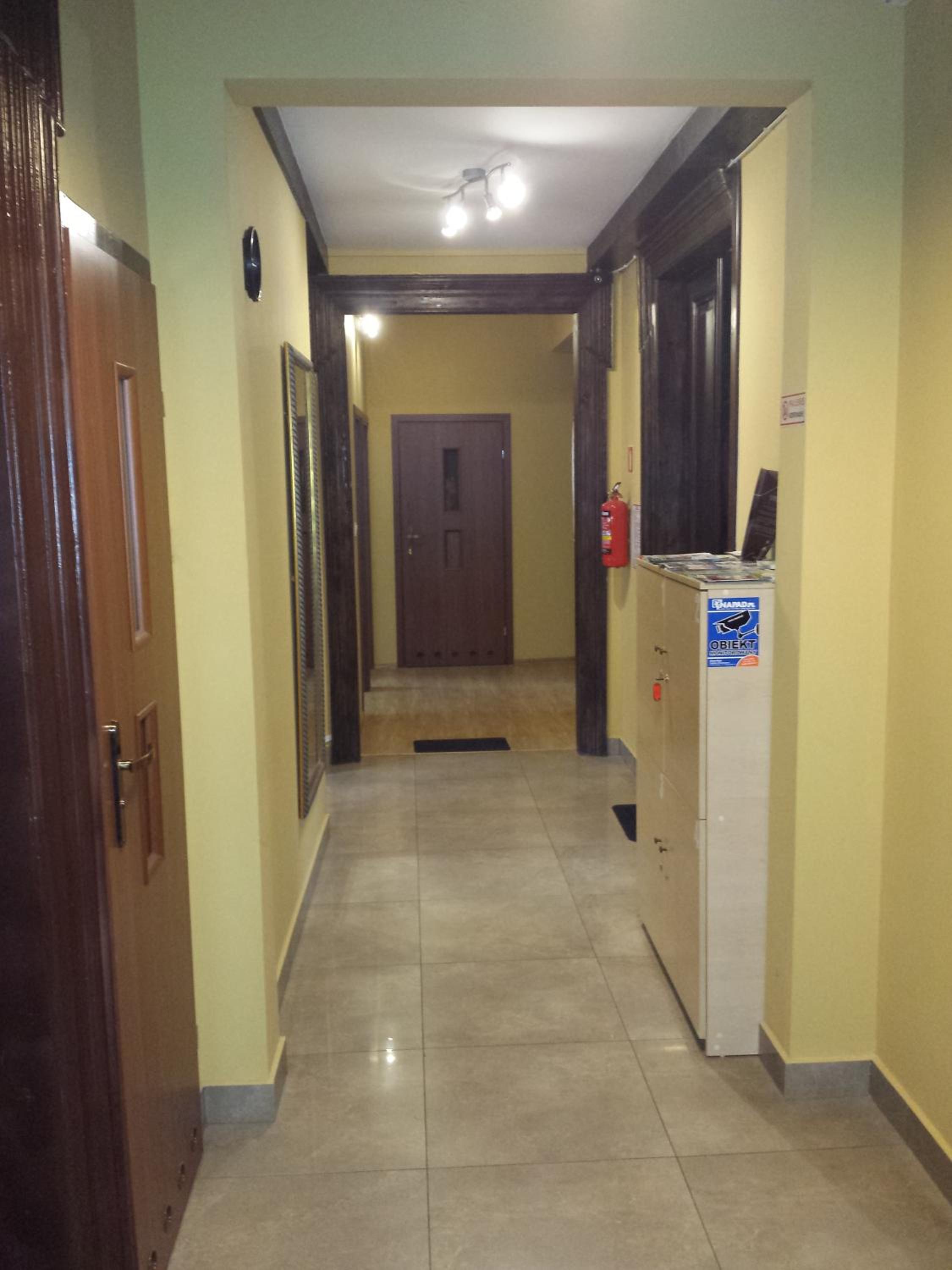 Double or Twin Room with Private External Bathroom - Photo 4
