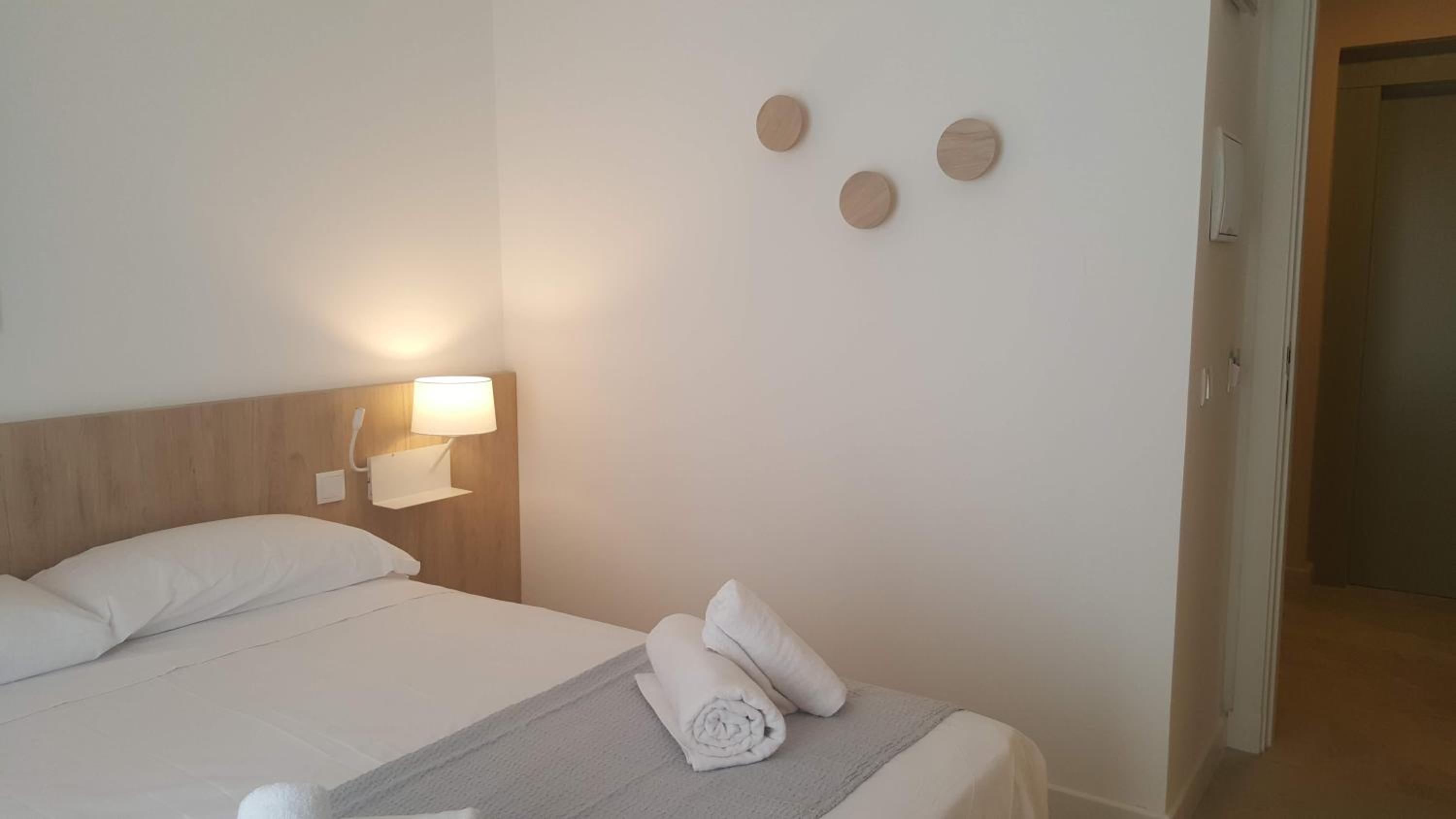 Double Room - Photo 6