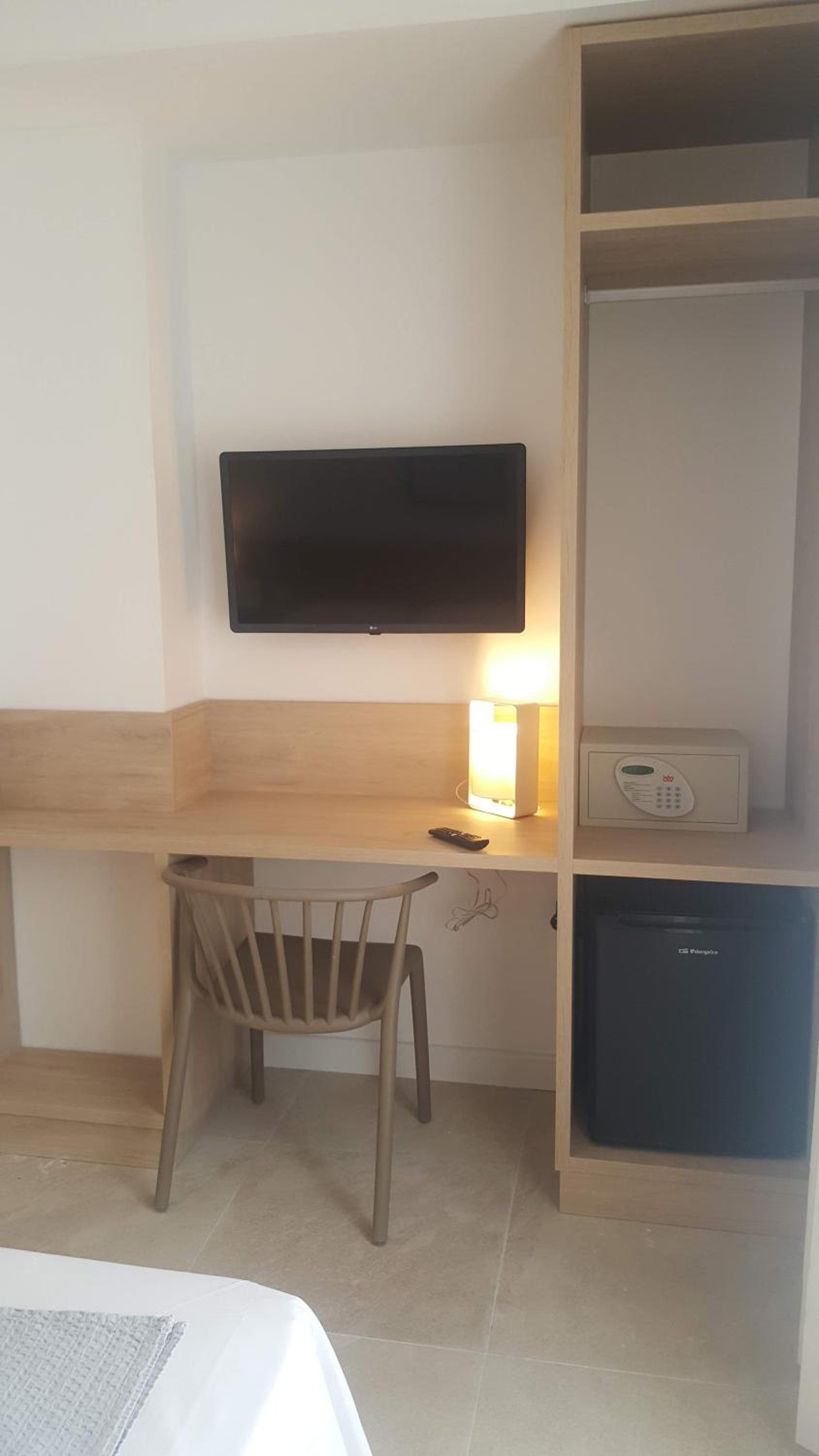 Double Room - Photo 20