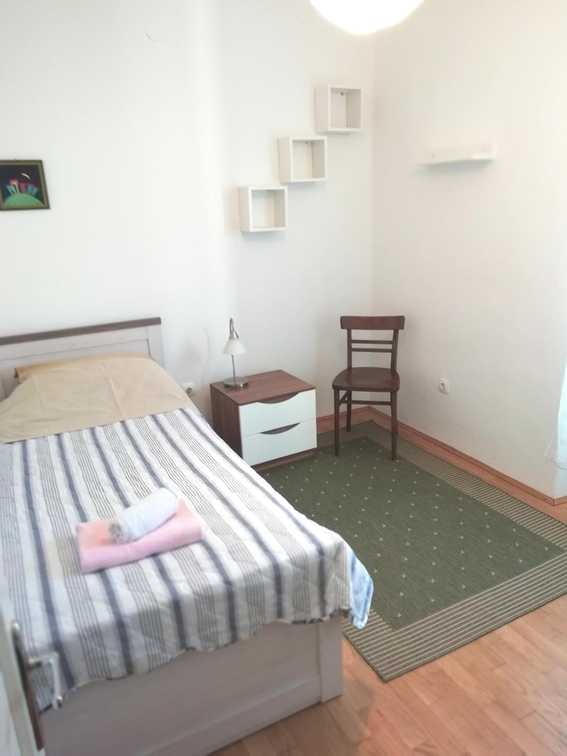Apartment photo 3