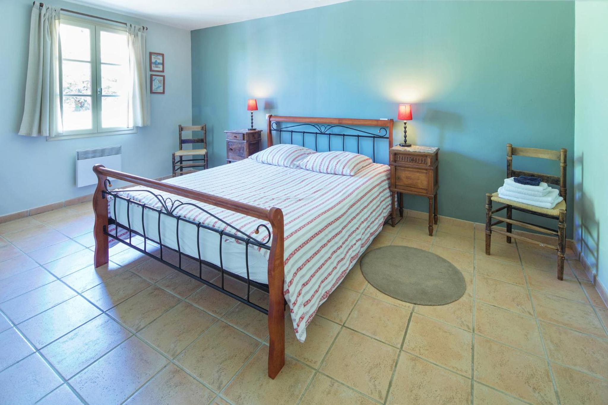 Two-Bedroom House photo 3