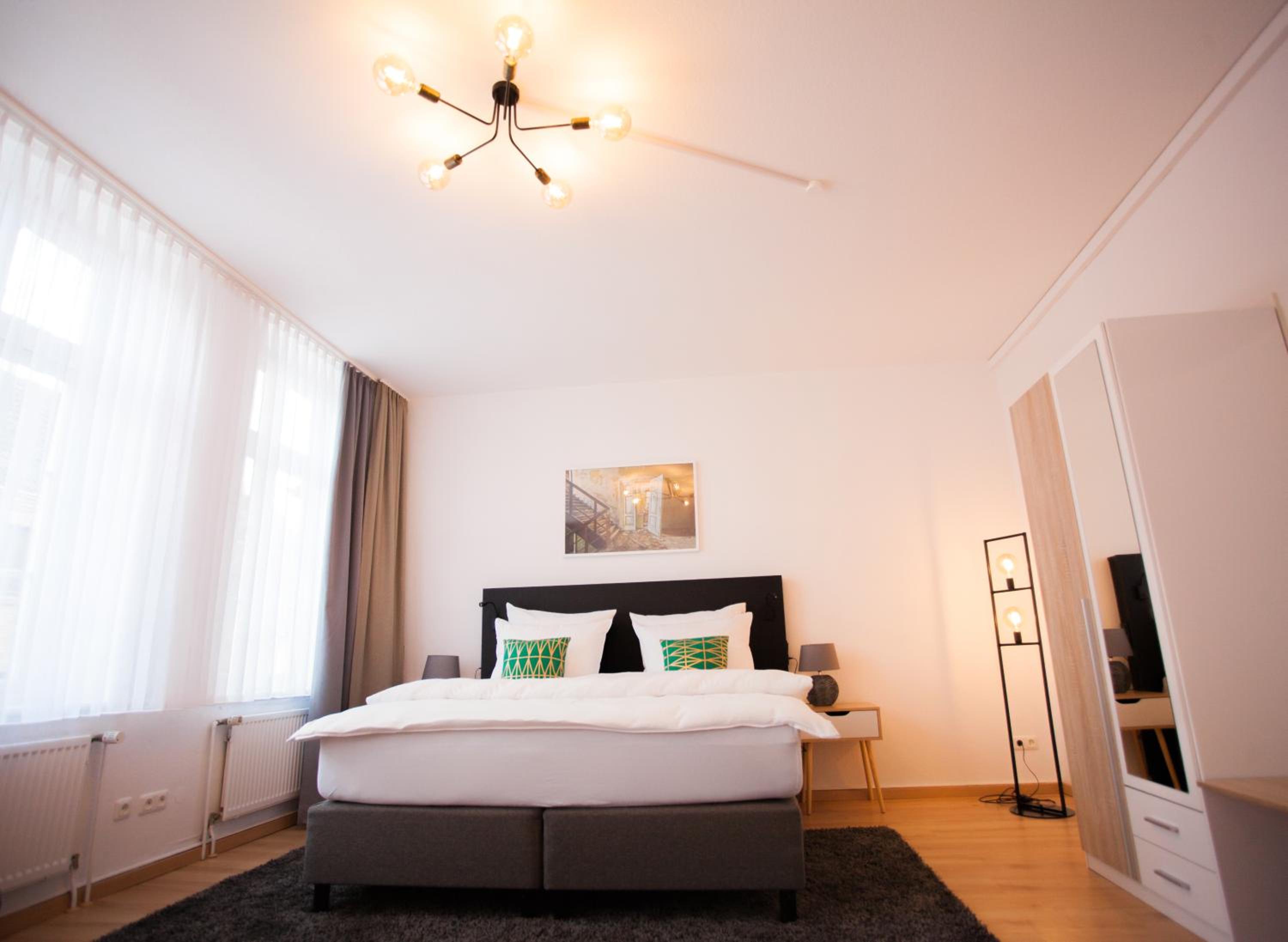 Deluxe Apartment photo 2