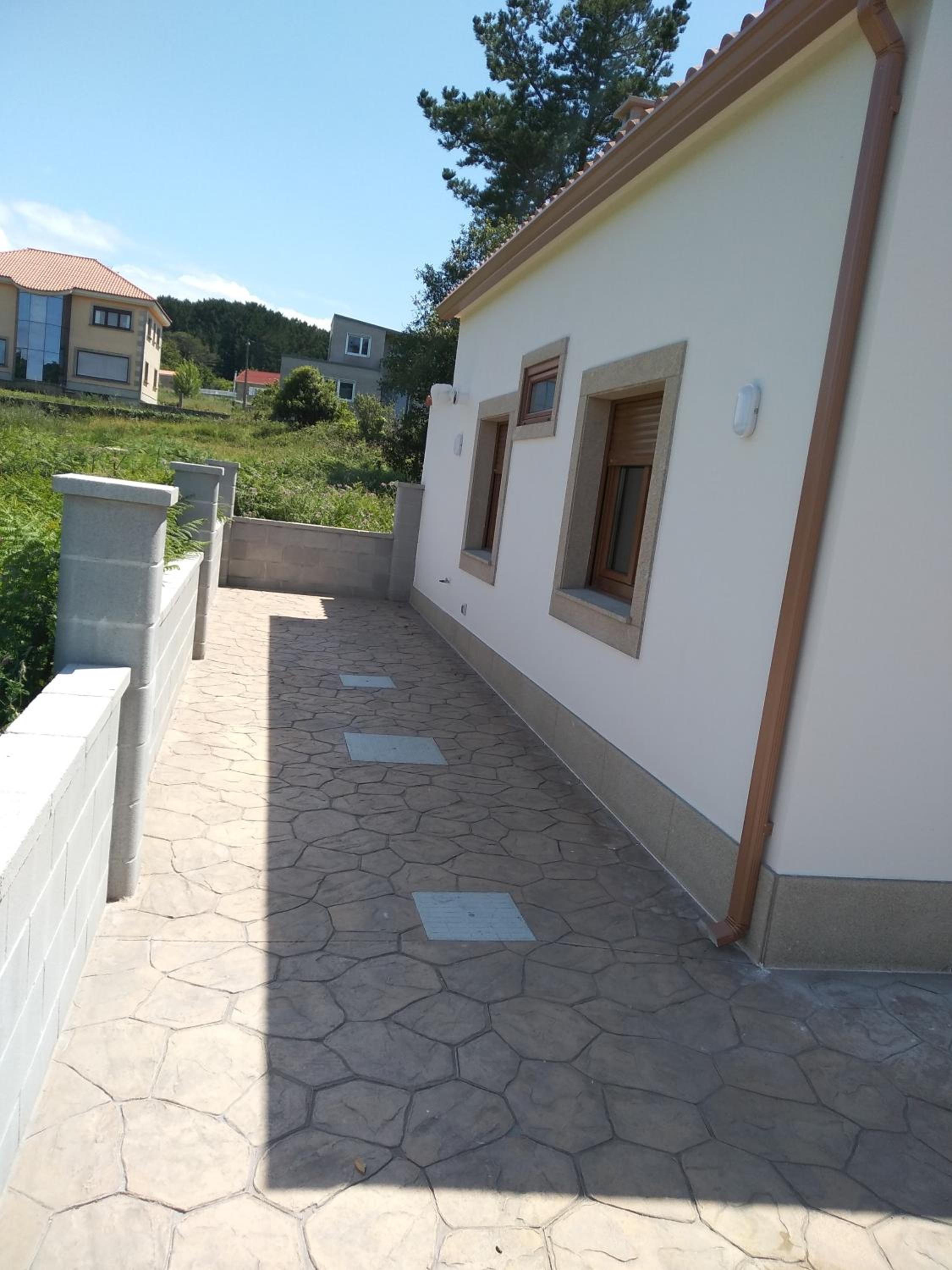 Two-Bedroom House photo 3