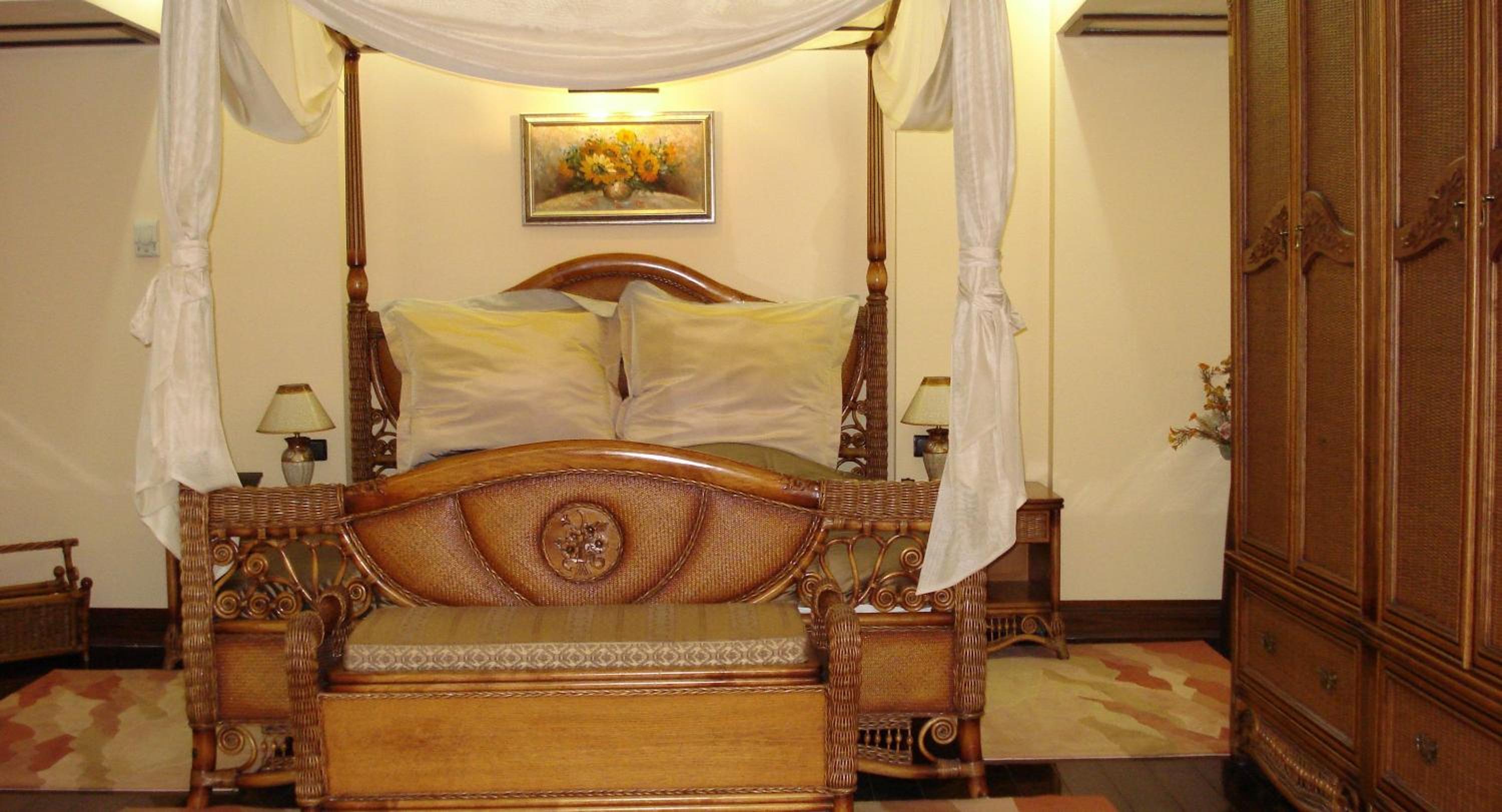 Executive Two-Bedroom Apartment - Photo 5