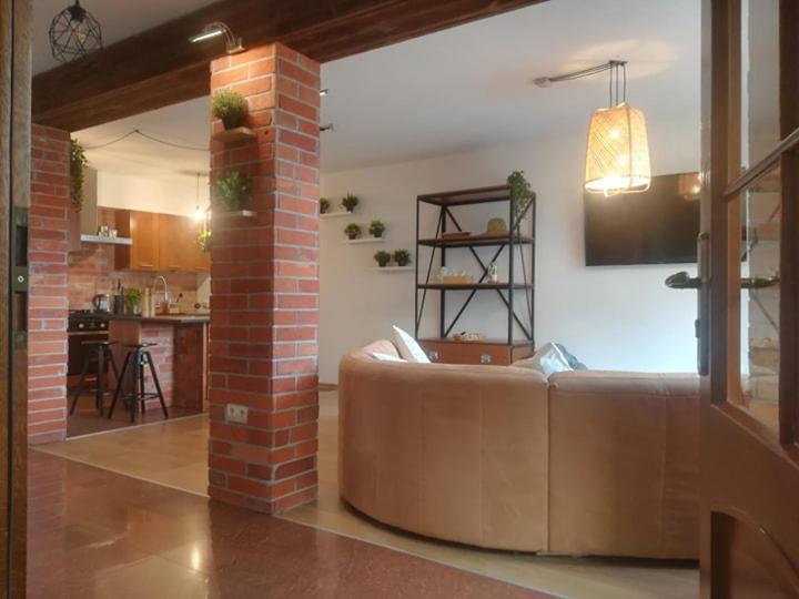 Two-Bedroom Apartment - Photo 6