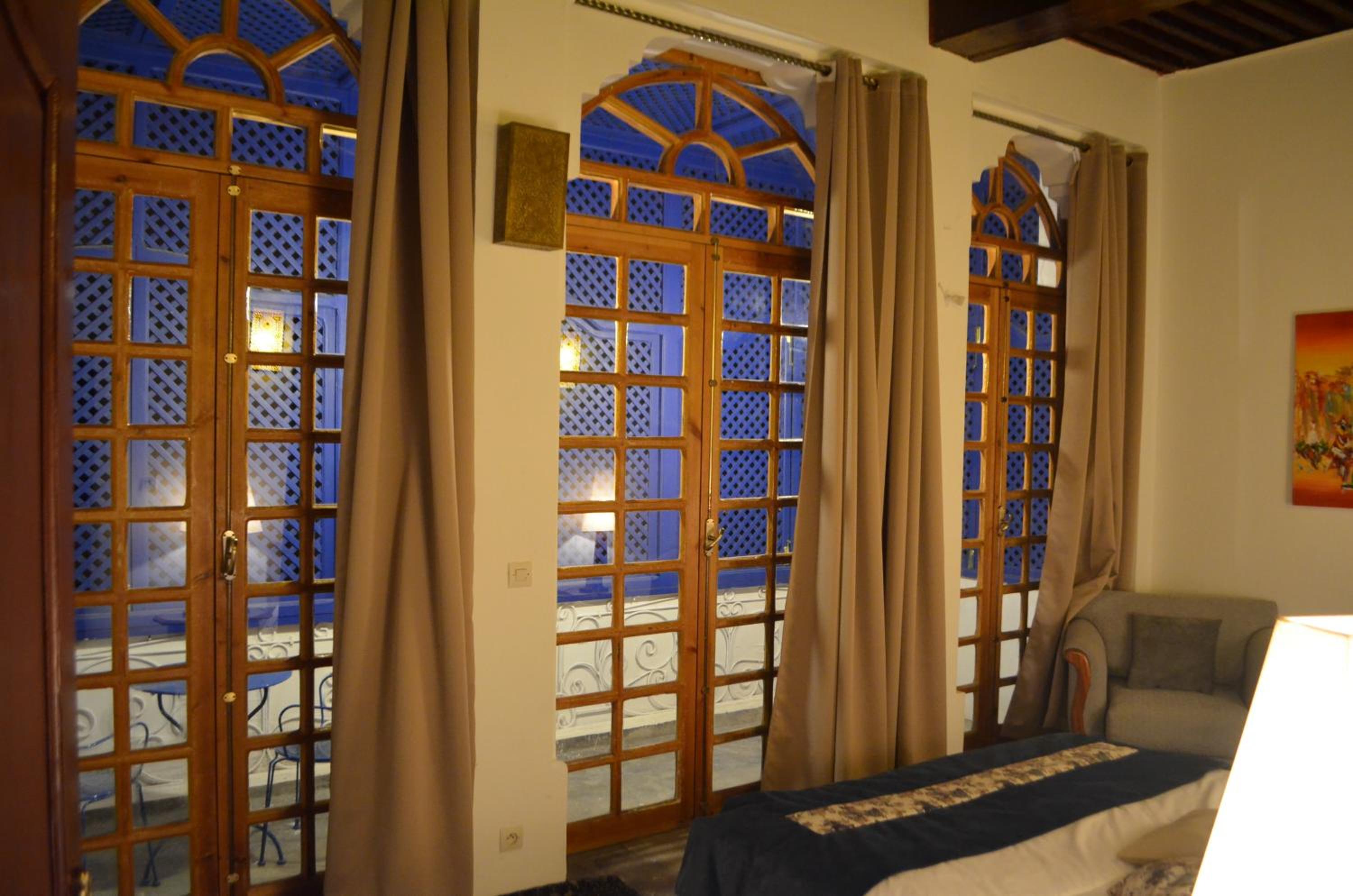 Twin Room - Photo 2