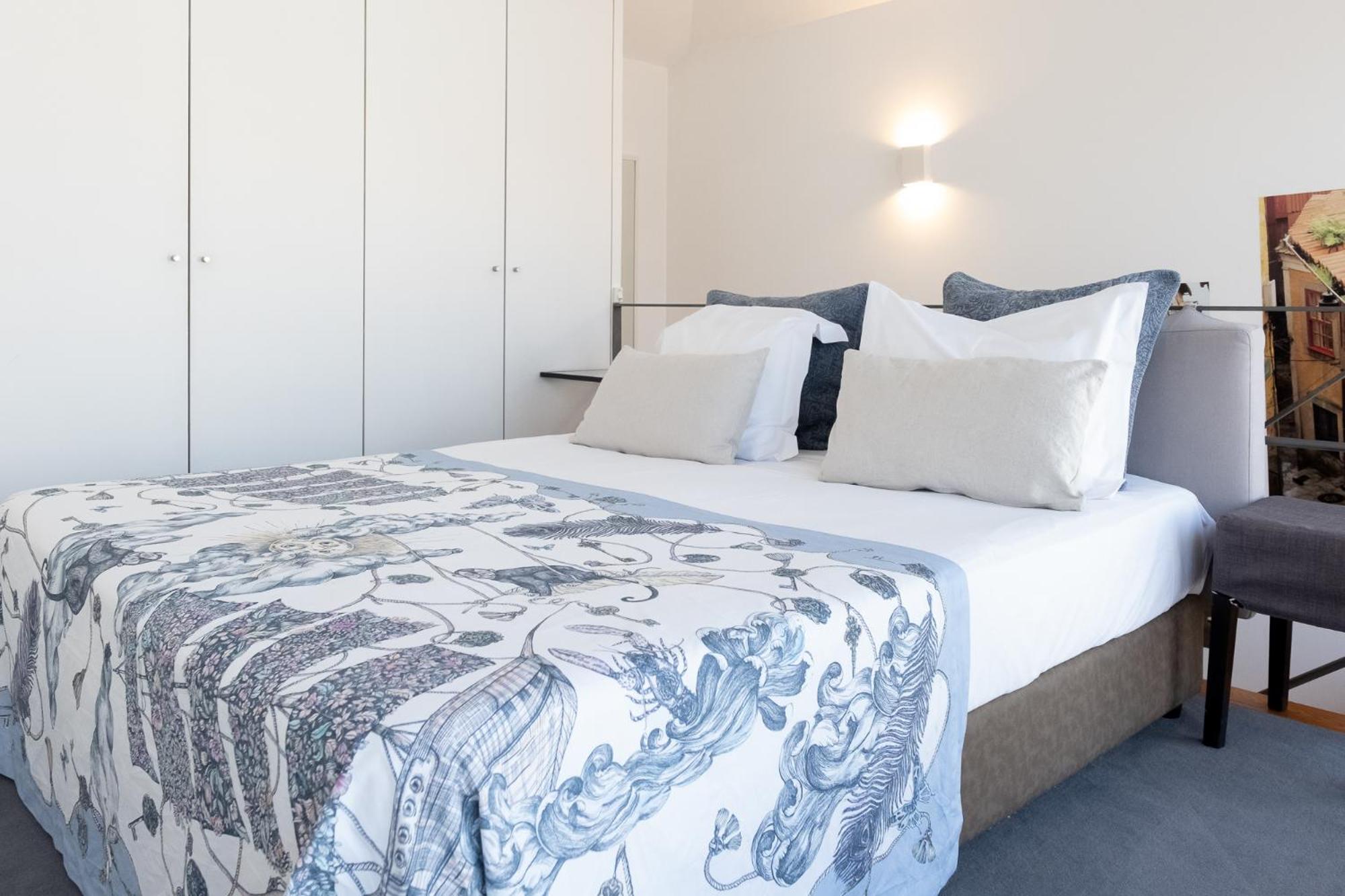Superior Duplex Apartment - Photo 14