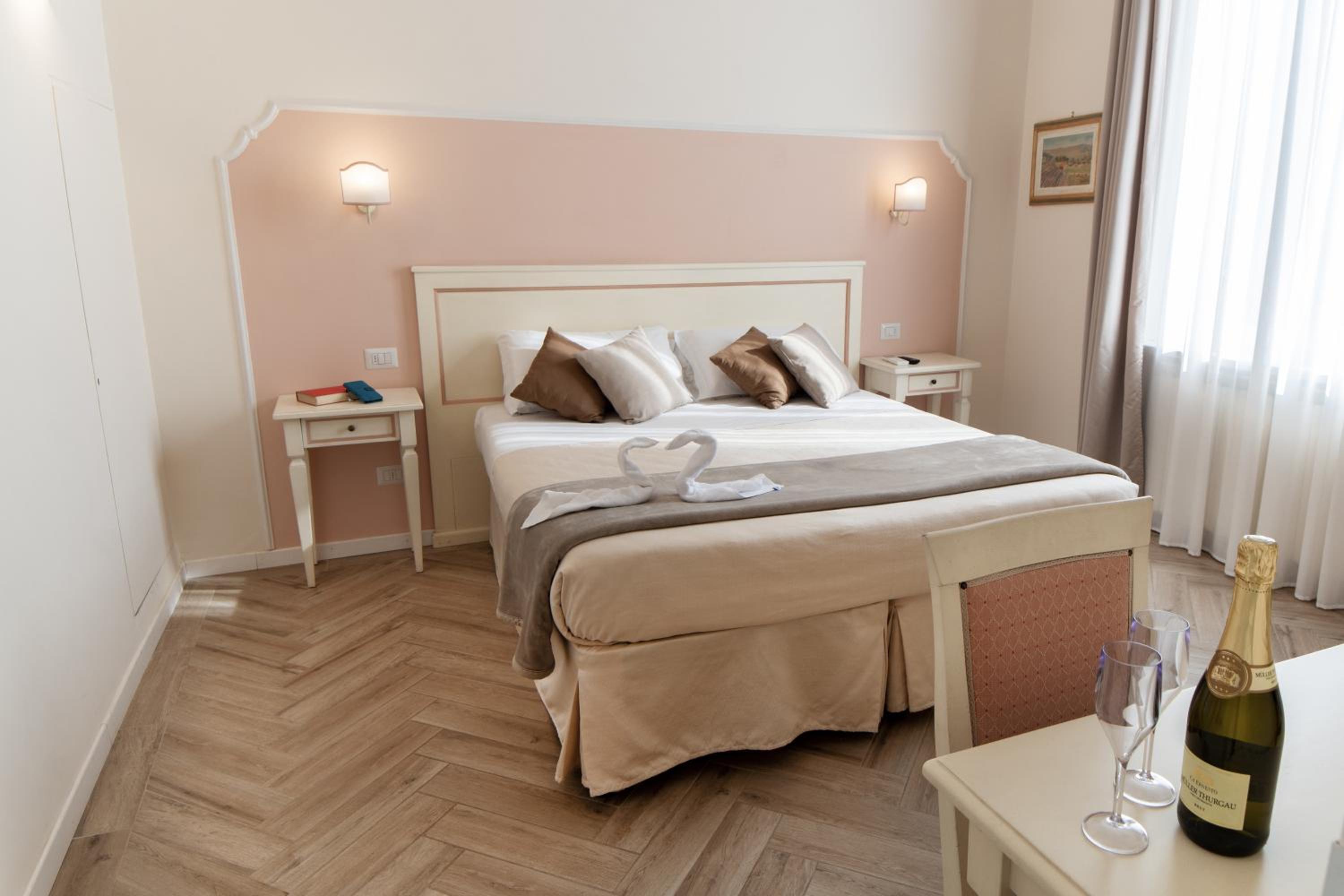 Double or Twin Room photo 1