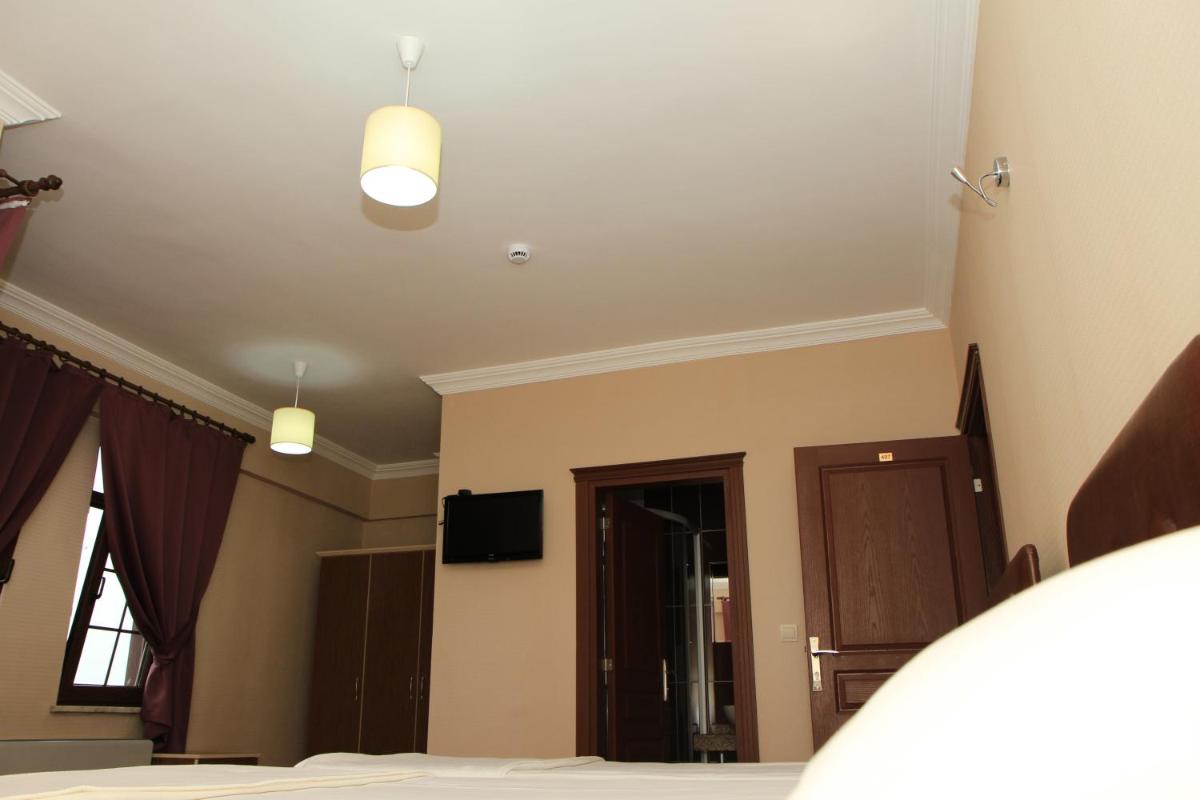 Standard Triple Room photo 2