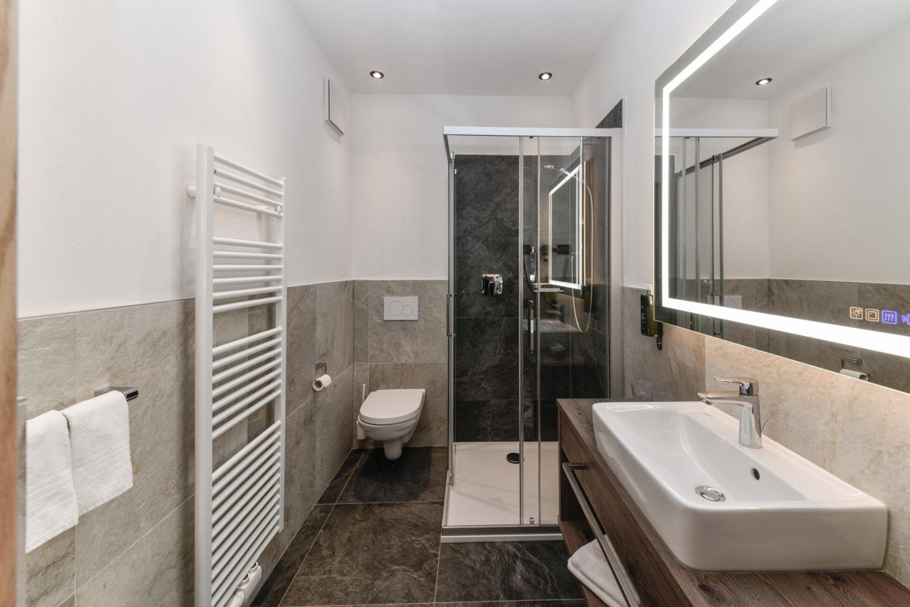 Superior Single Room photo 3