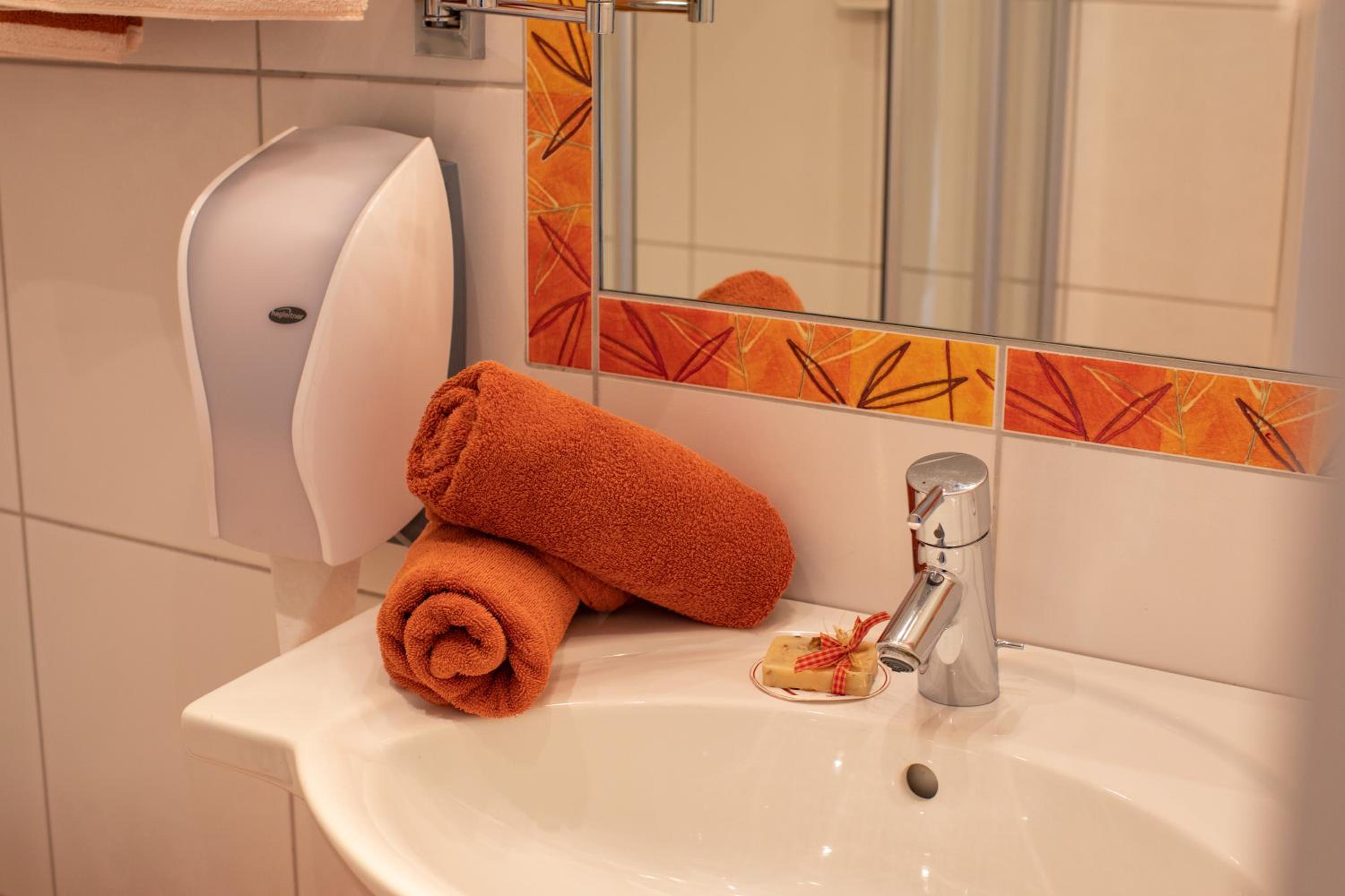 Deluxe Double Room with Balcony - Photo 2