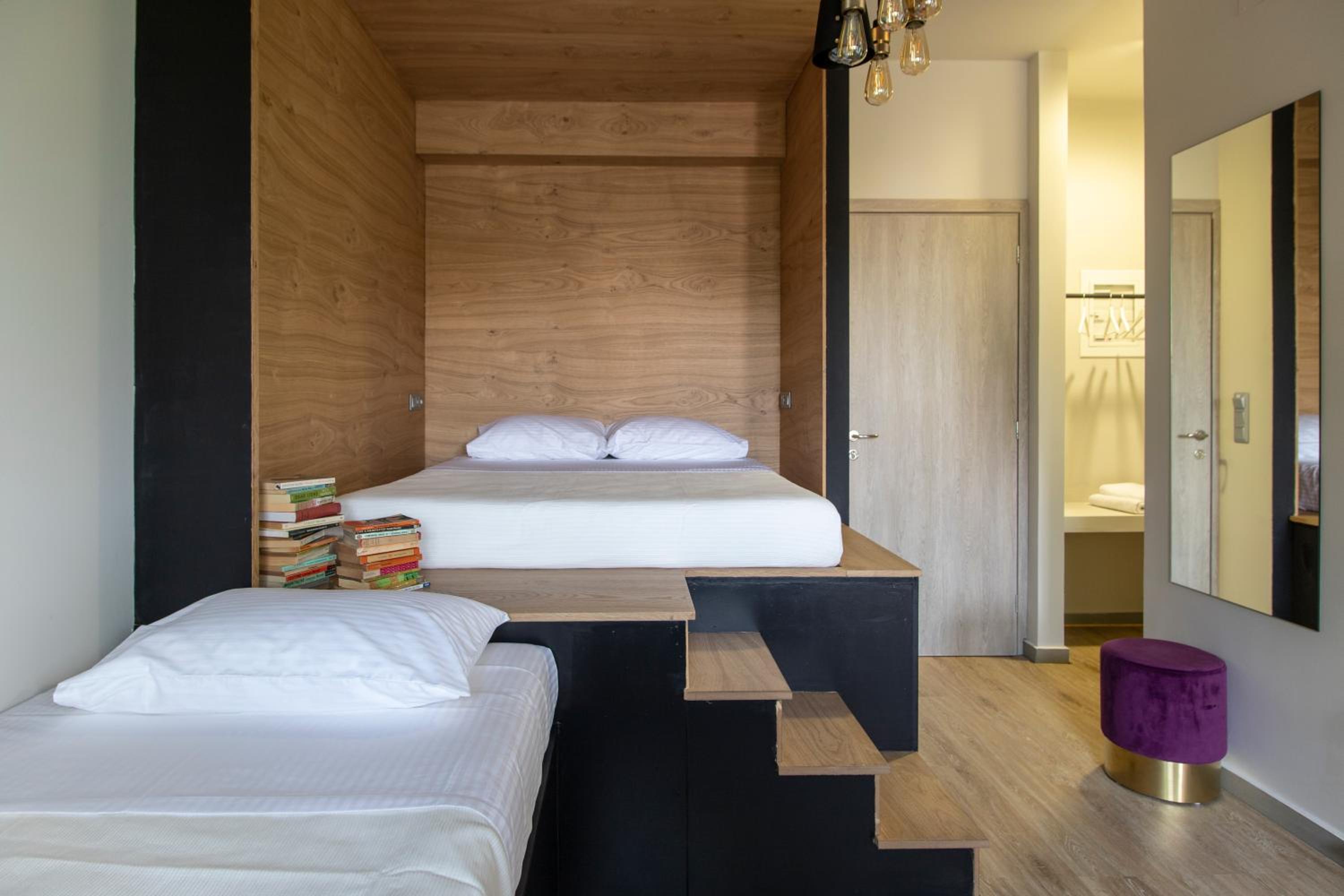 Quarto Triplo com Varanda sem Piscina