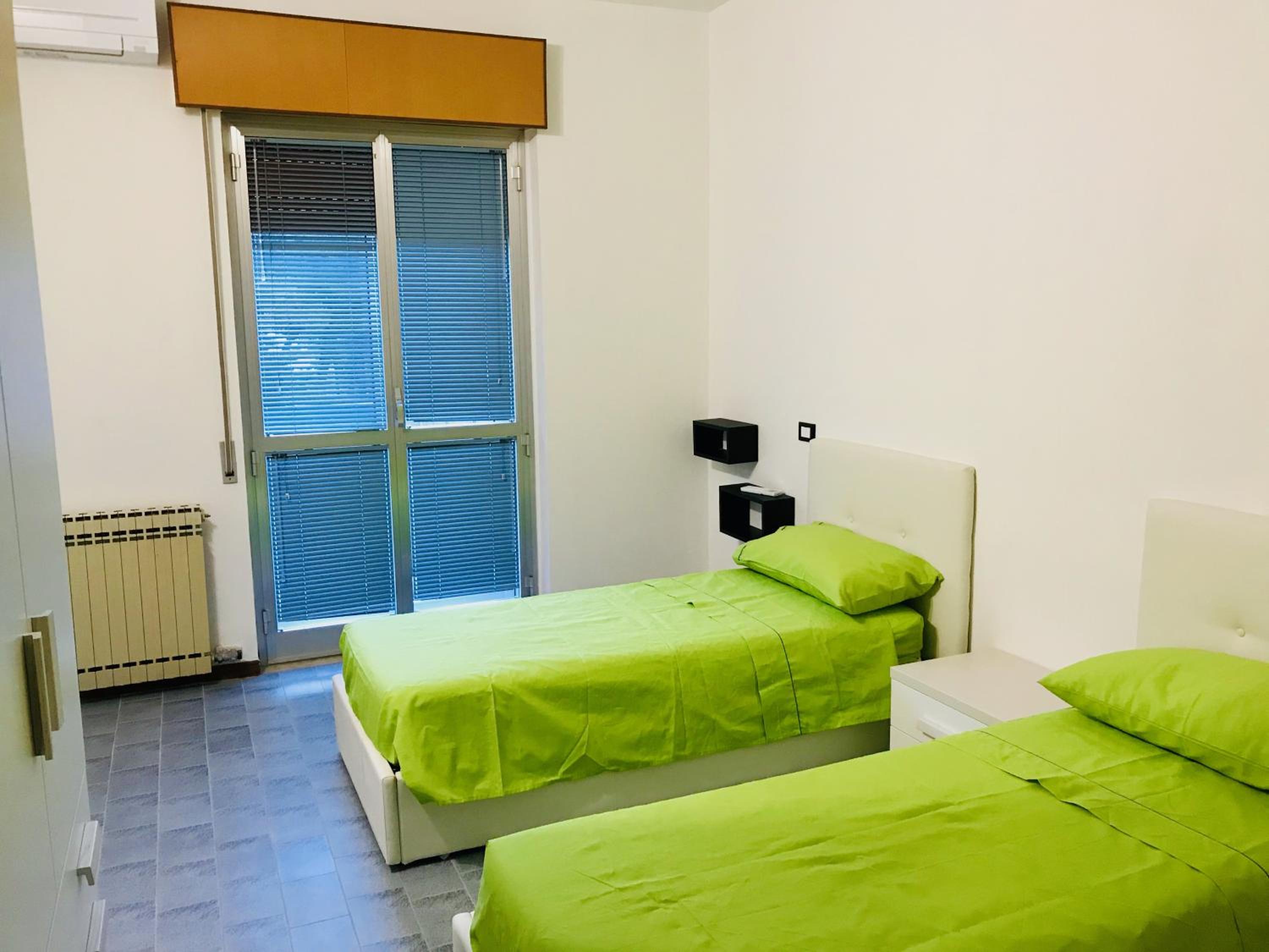 Quadruple Room with Balcony photo 3