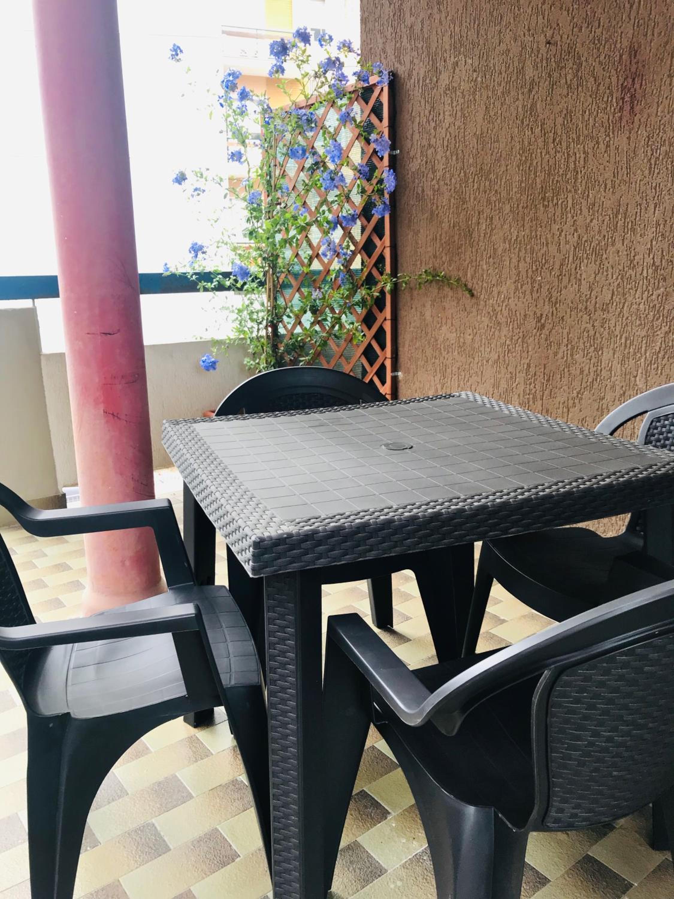 Apartment with Balcony photo 3